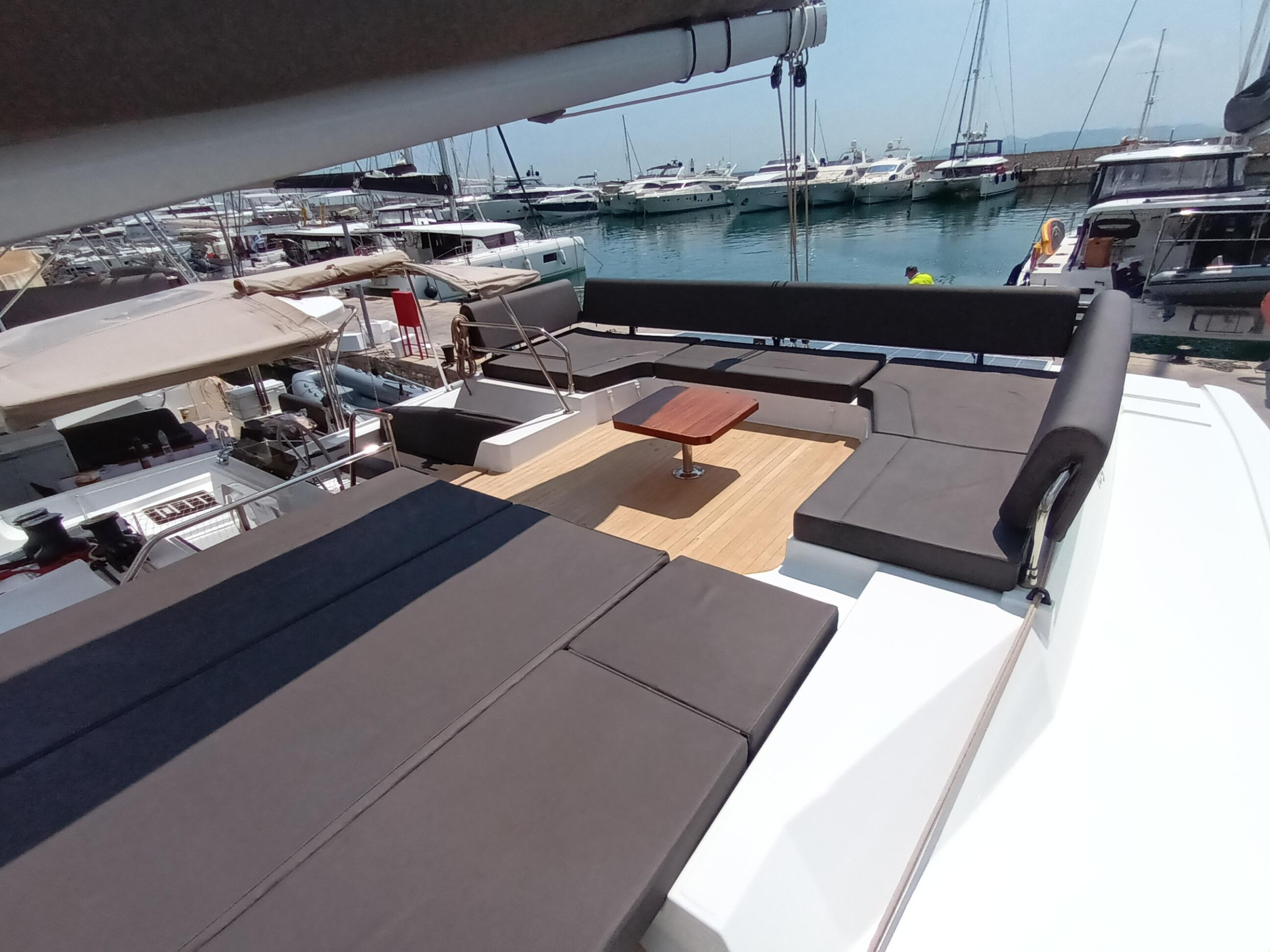 Photo #3 - Fountaine Pajot Tanna 47 - 5 + 1 cab. (Eros) in Atene - 38921
