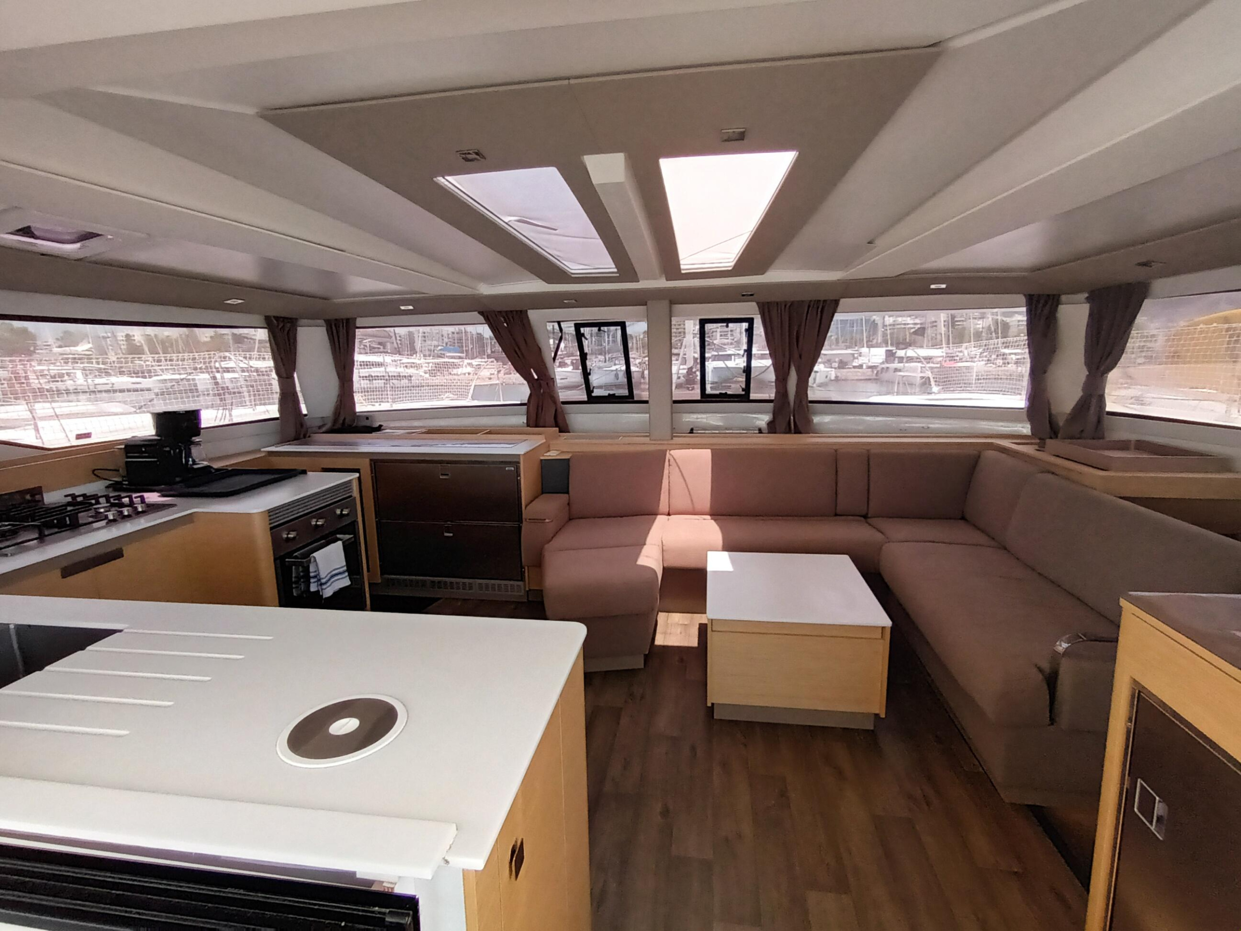 Photo #6 - Fountaine Pajot Tanna 47 - 5 + 1 cab. (Eros) in Atene - 38921