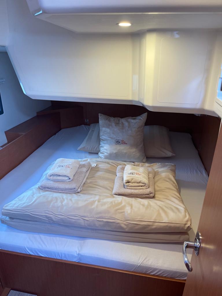 Photo #17 - Bavaria C42 (Coco) in rogoznica - 38939