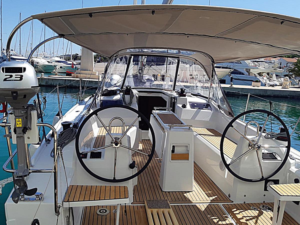 Photo #7 - Oceanis 34.1 (Ka Nani) en Rogoznica - 38943