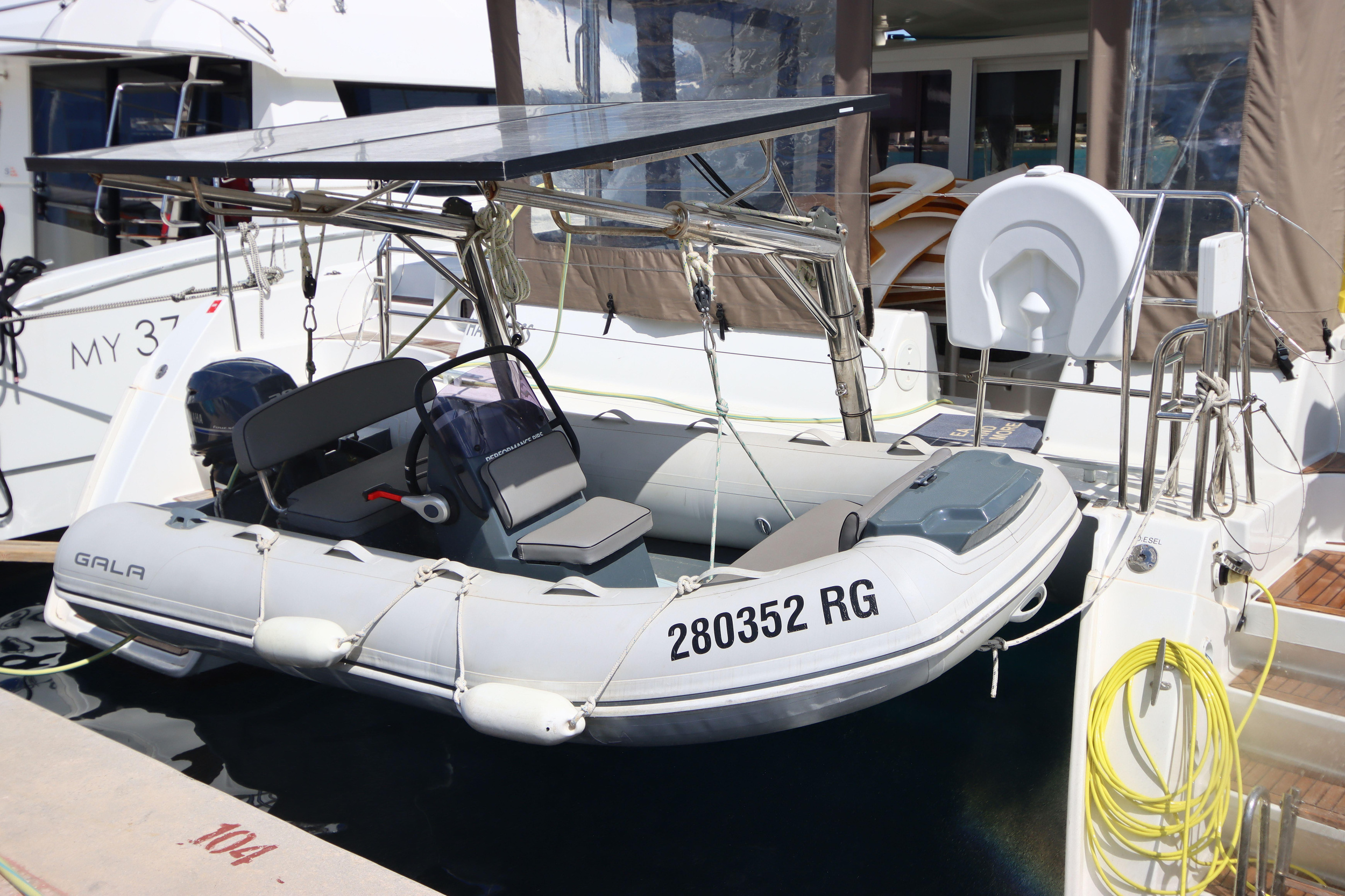Photo #9 - Lagoon 421 - 3 cab. (Happiness) in Rogoznica - 38945