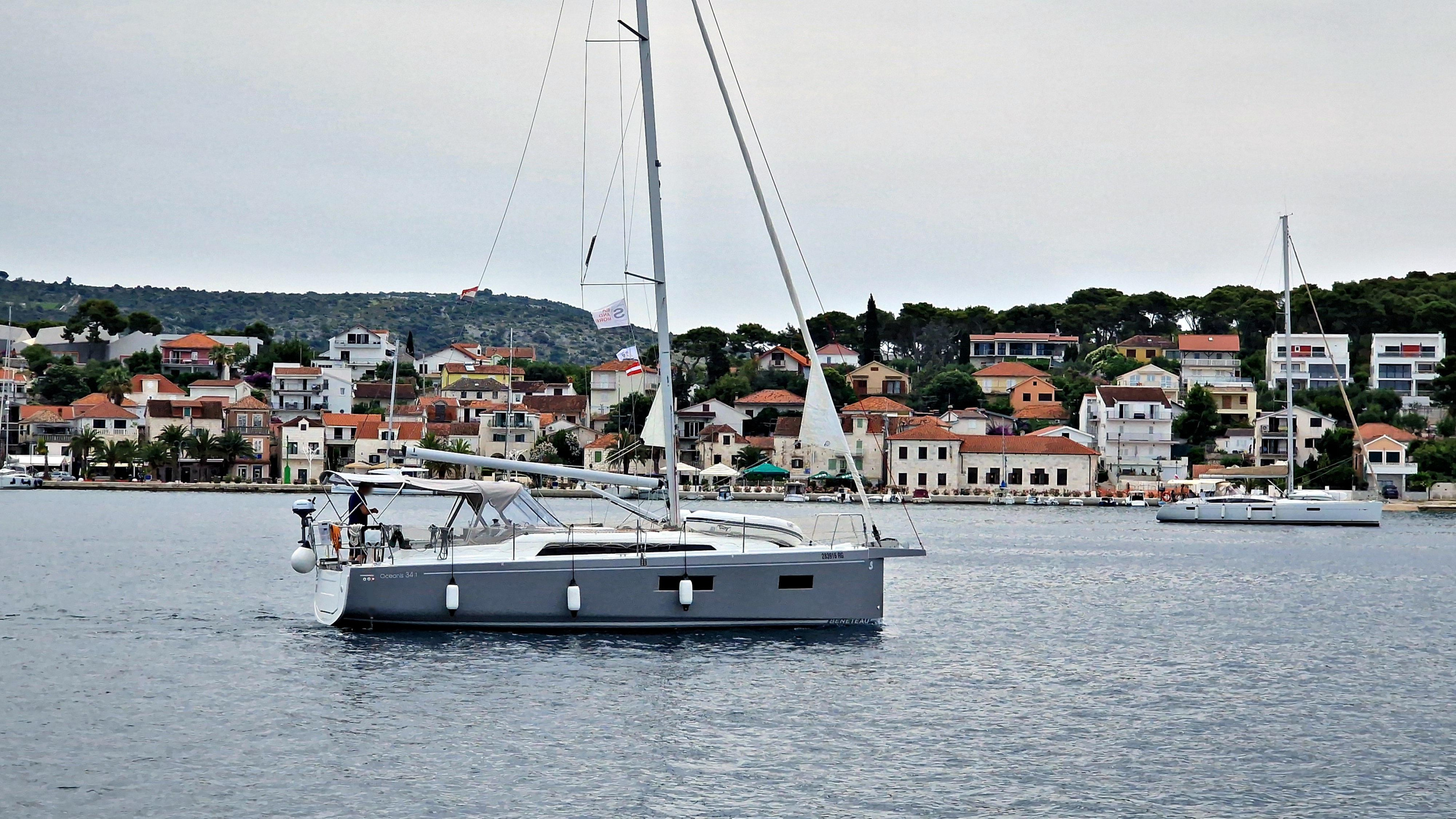 Photo #6 - Oceanis 34.1 (Loy) in Rogoznica - 38951