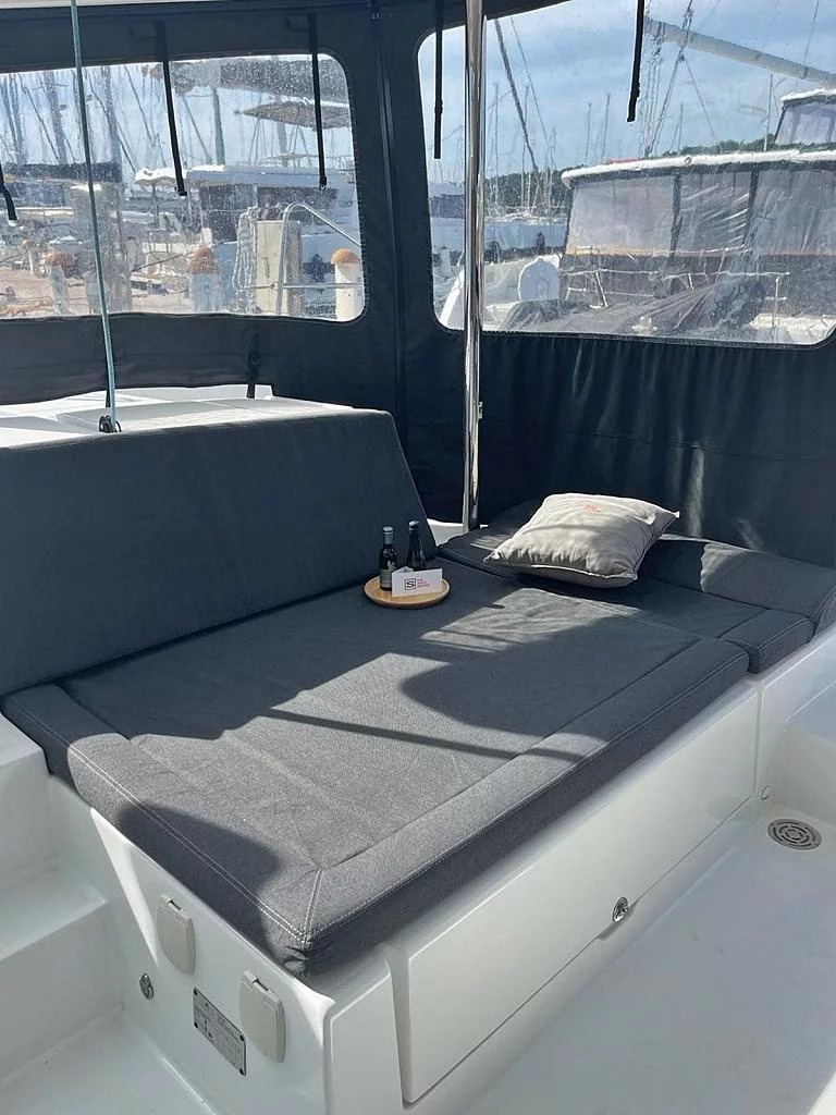 Lagoon 450 F - 4 + 2 cab. (Julius Cesar III)  - 23