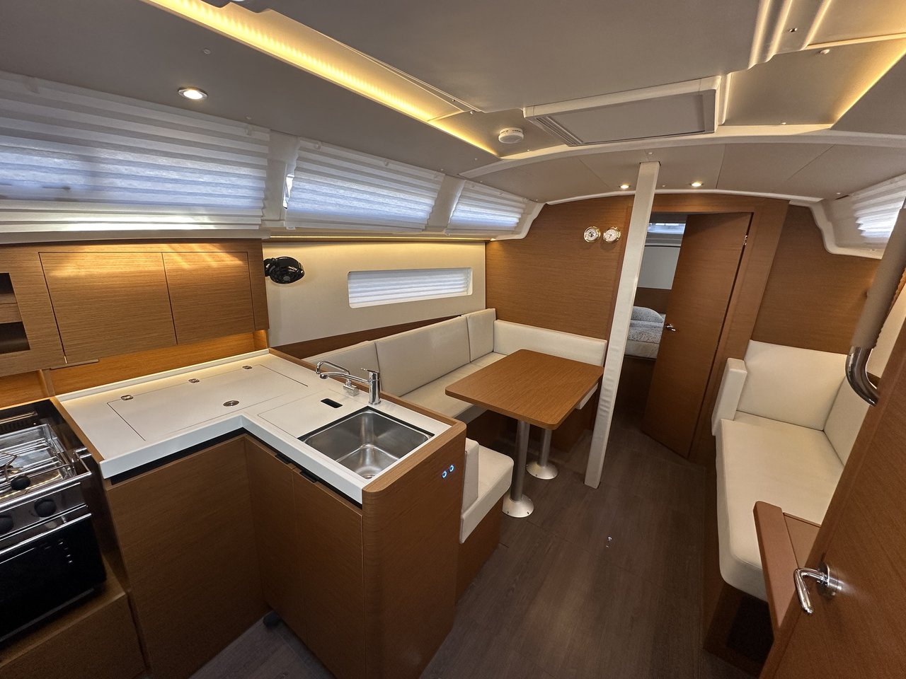 Photo #4 - Sun Odyssey 380 (Princess Tia) in Krk - 38976