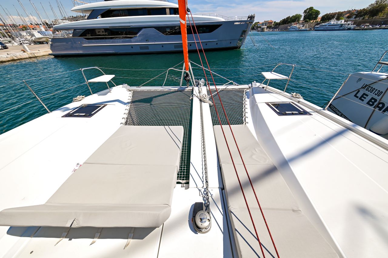 Photo #5 - Excess 11 - 4 + 1 + 1 cab. (Island Blue V) in Zadar - 38981