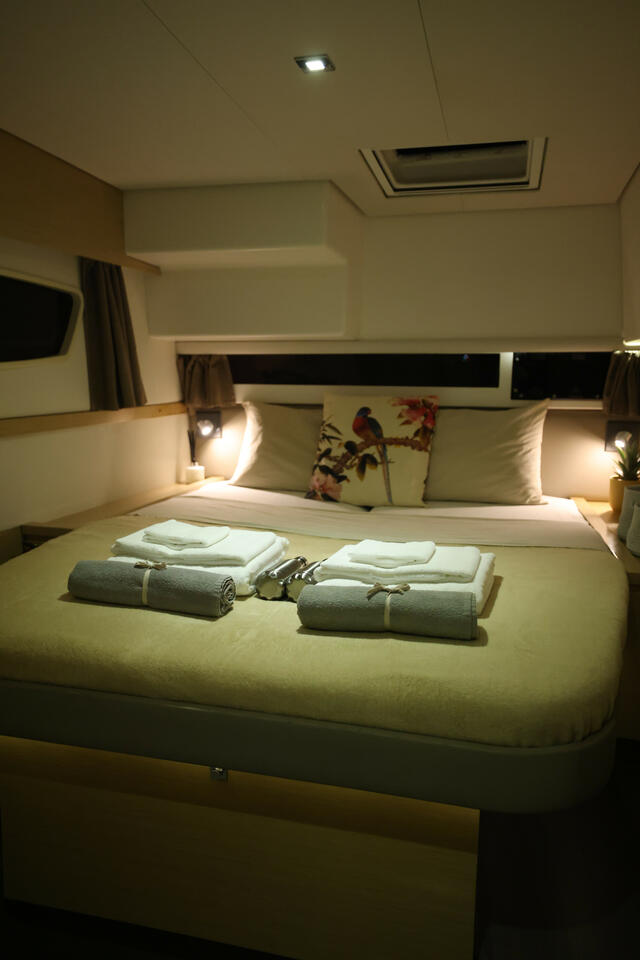 Photo #17 - Fountaine Pajot Saba 50 - 5 + 2 cab. (Purpose) en Port de Plaisance - 38985