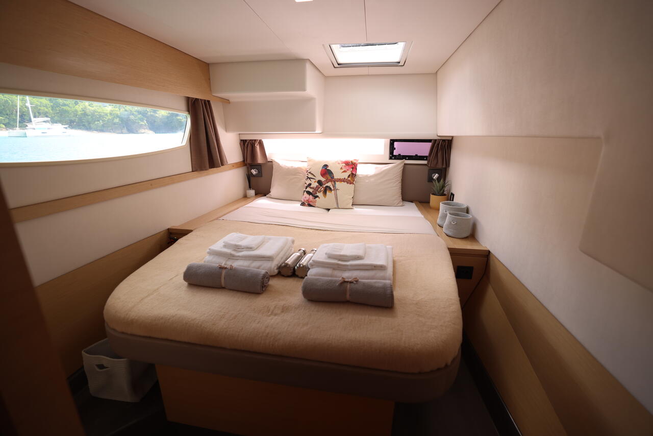 Photo #18 - Fountaine Pajot Saba 50 - 5 + 2 cab. (Purpose) en Port de Plaisance - 38985