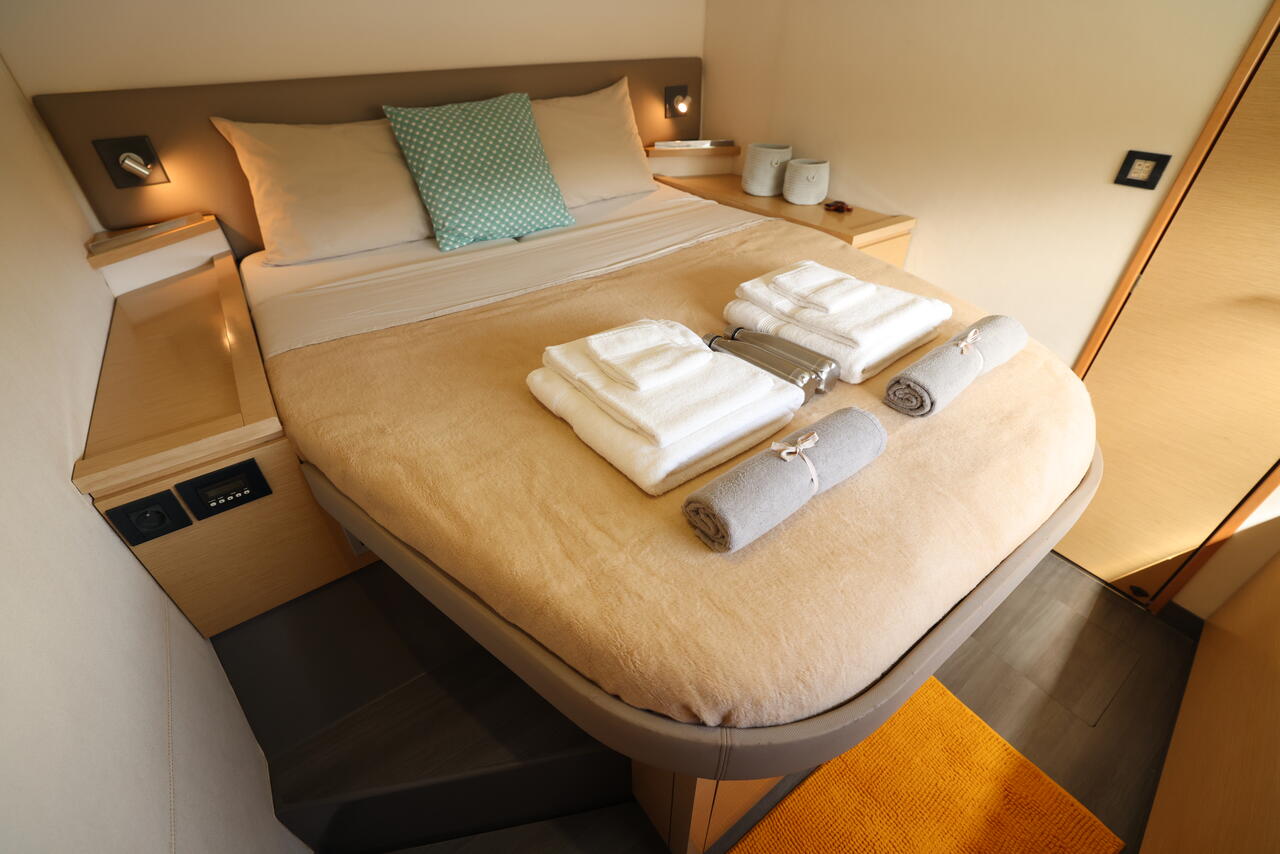 Photo #21 - Fountaine Pajot Saba 50 - 5 + 2 cab. (Purpose) en Port de Plaisance - 38985