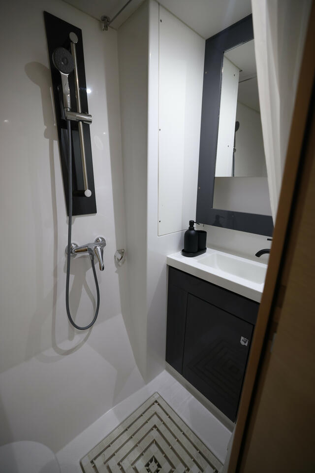 Photo #22 - Fountaine Pajot Saba 50 - 5 + 2 cab. (Purpose) en Port de Plaisance - 38985
