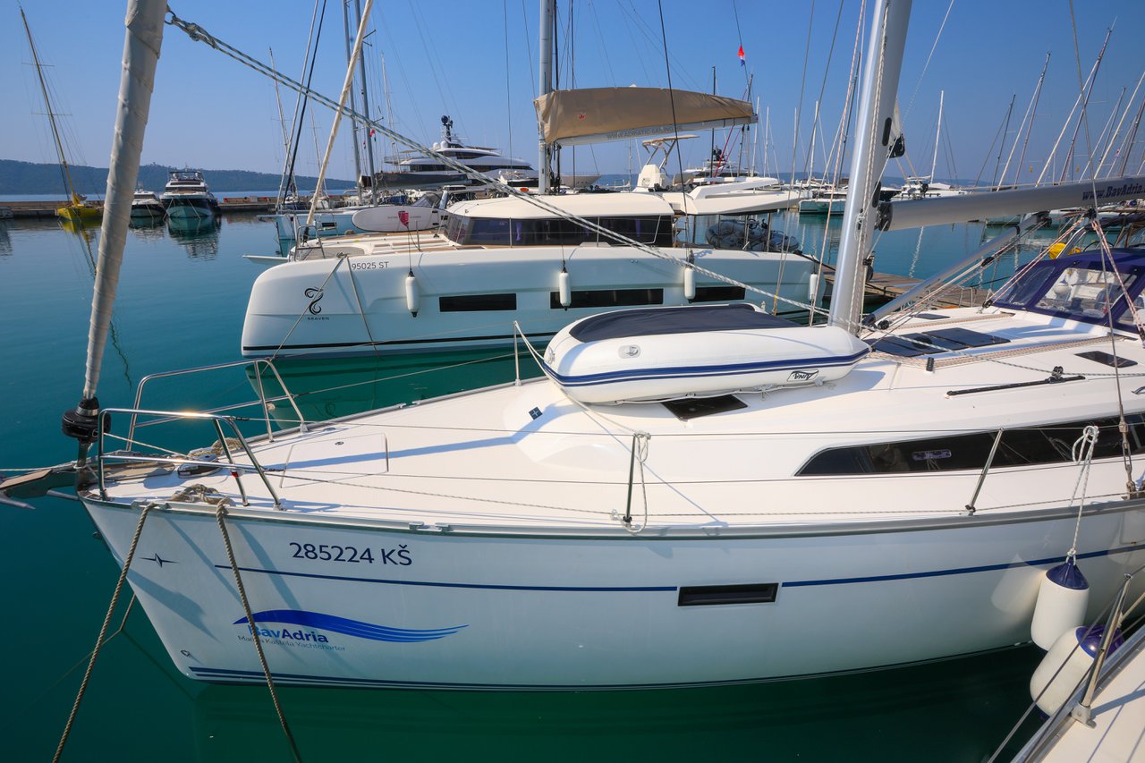 Photo #4 - Bavaria Cruiser 46 - 4 cab. (Skrivena) in Kastela - 38990