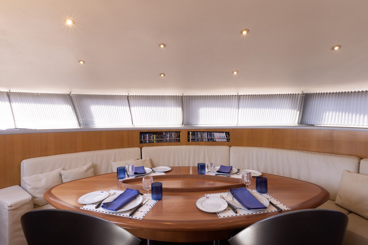 Photo #13 - Garcia Yachts 86 (Meliti) en Elliniko - 38991