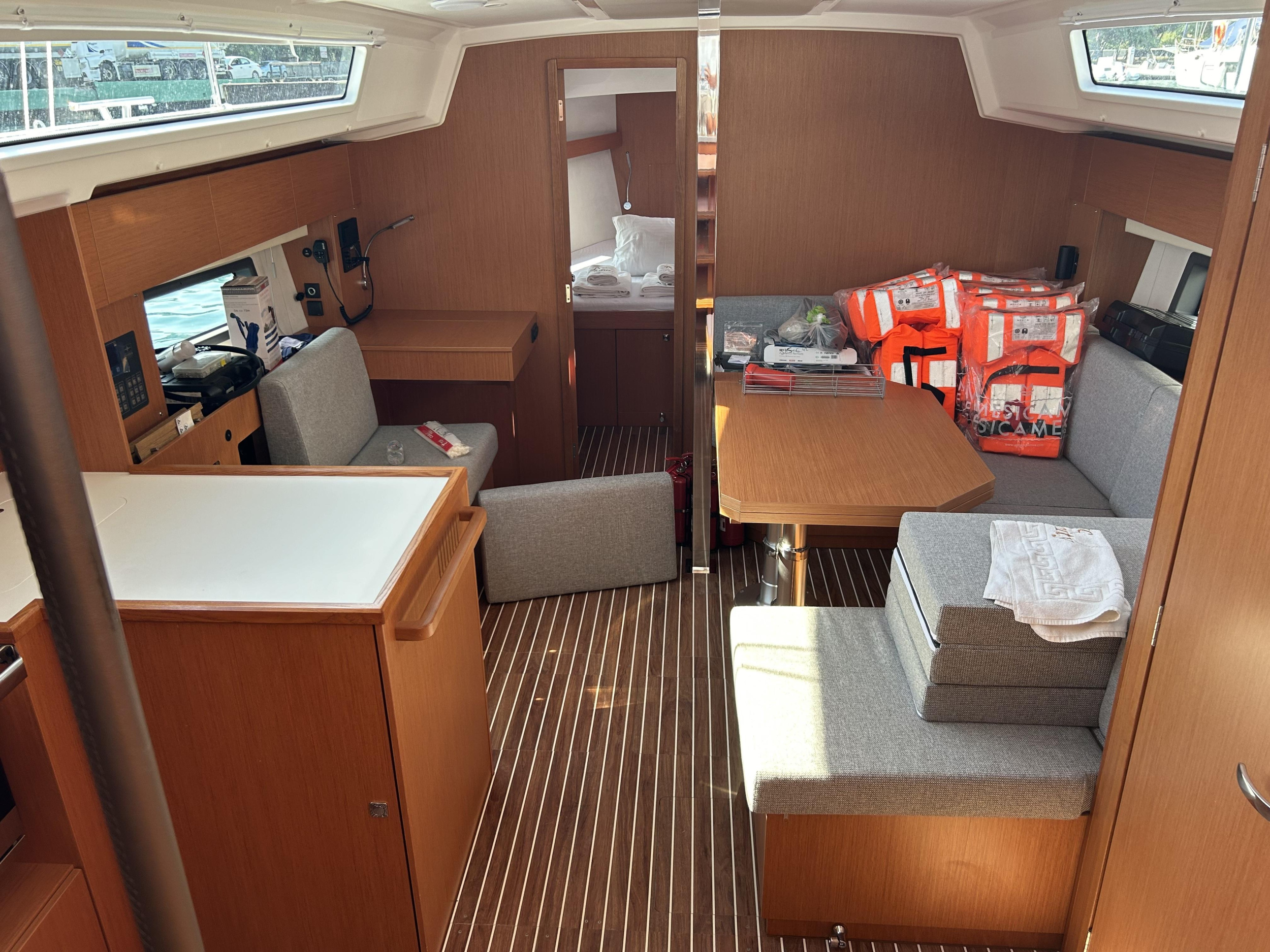 Photo #13 - Bavaria C42 (Juju) en Gocek - 39001