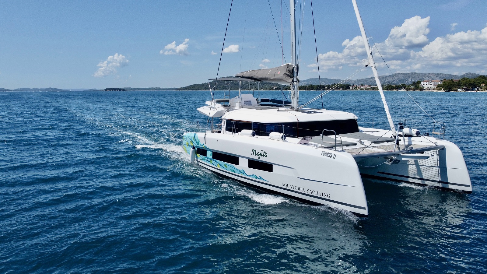 Photo #7 - Dufour 48 Catamaran - 5 + 1 cab. (Mojito) in Pirovac - 39005