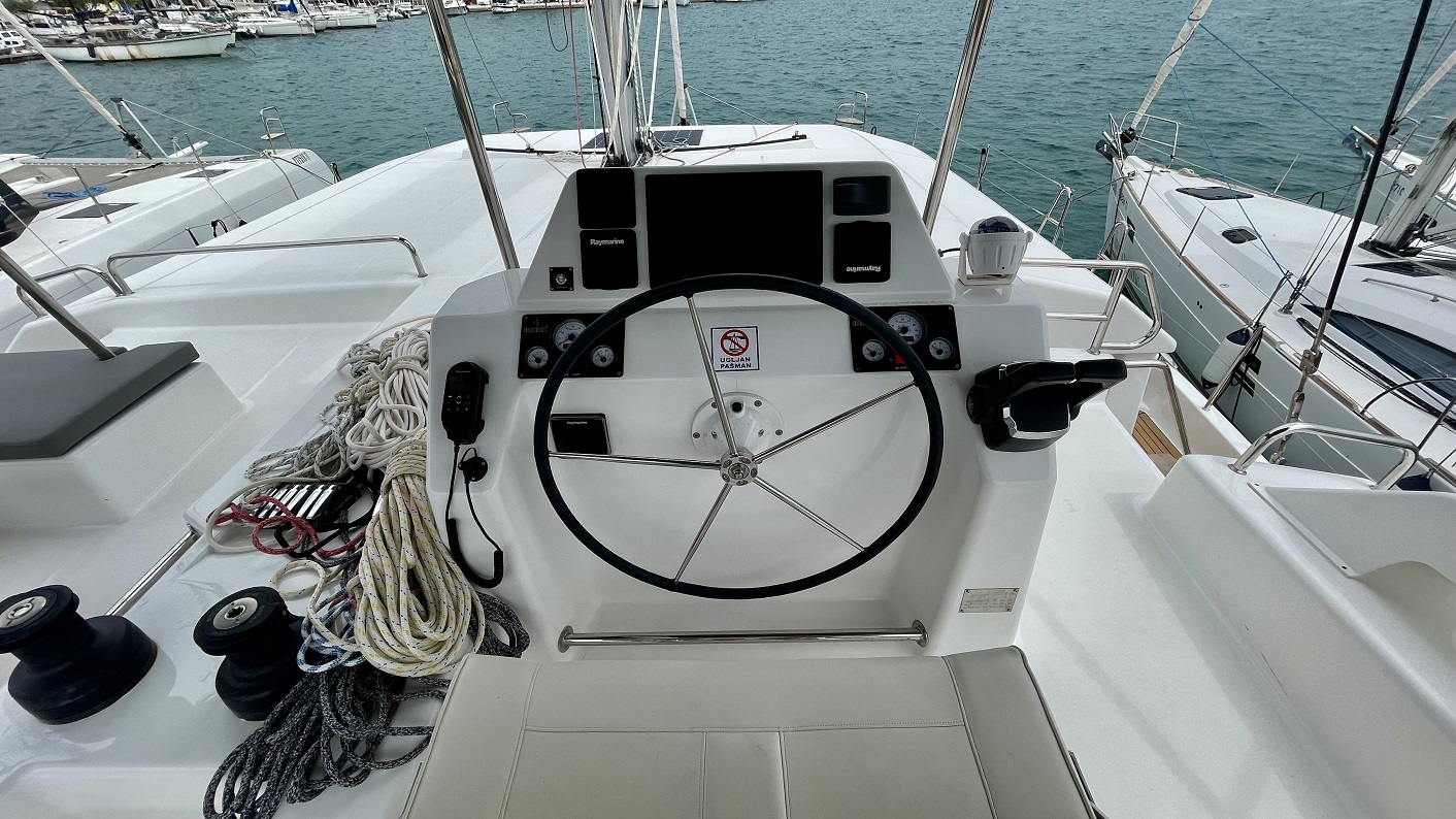 Photo #47 - Dufour 48 Catamaran - 5 + 1 cab. (Mojito) in Pirovac - 39005
