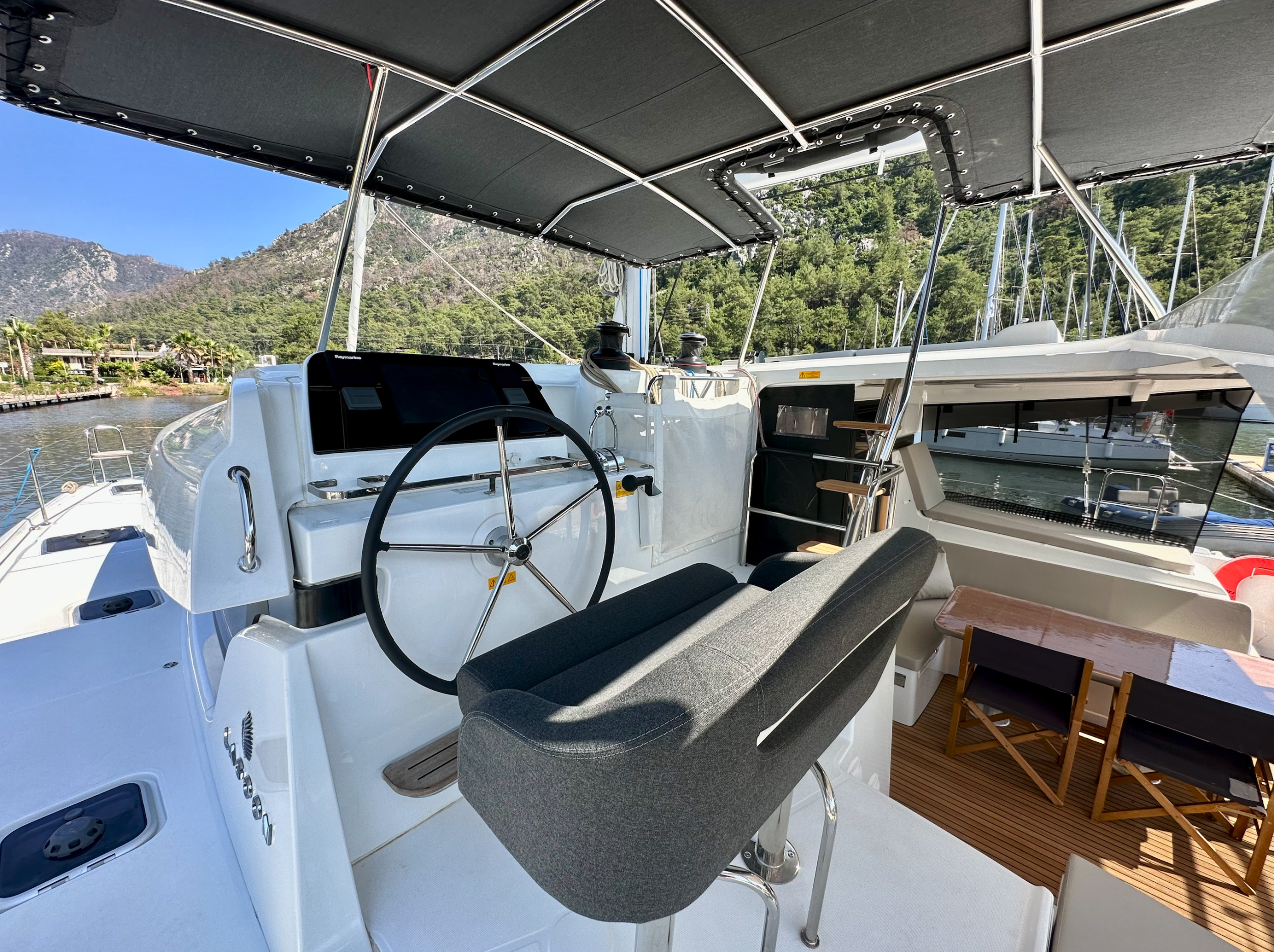 Photo #9 - Lagoon 42 - 4 + 2 cab. (Sail Proteus) in Fethiye - 39012