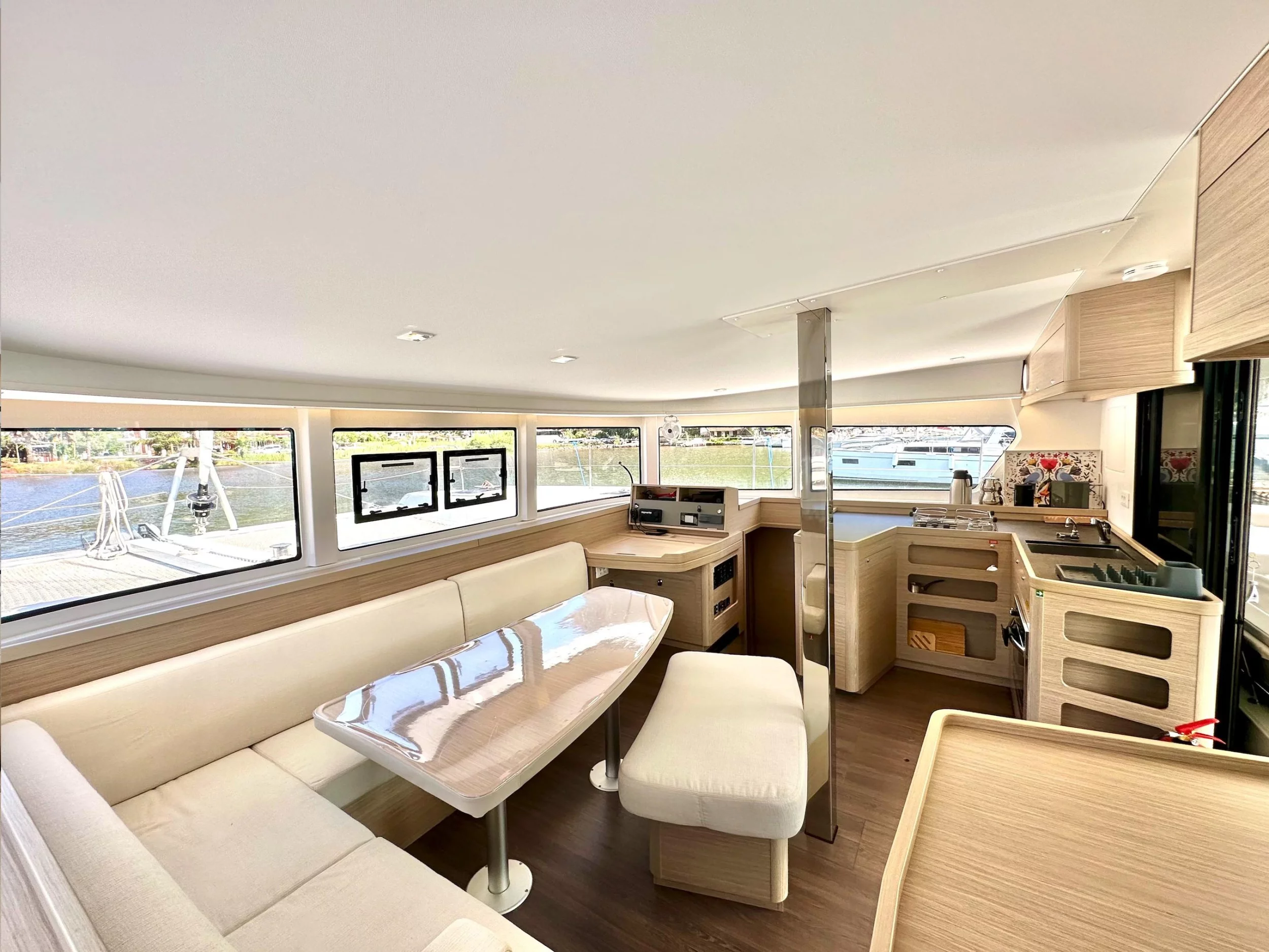 Lagoon 42 - 4 + 2 cab. (Sail Proteus)  - 13