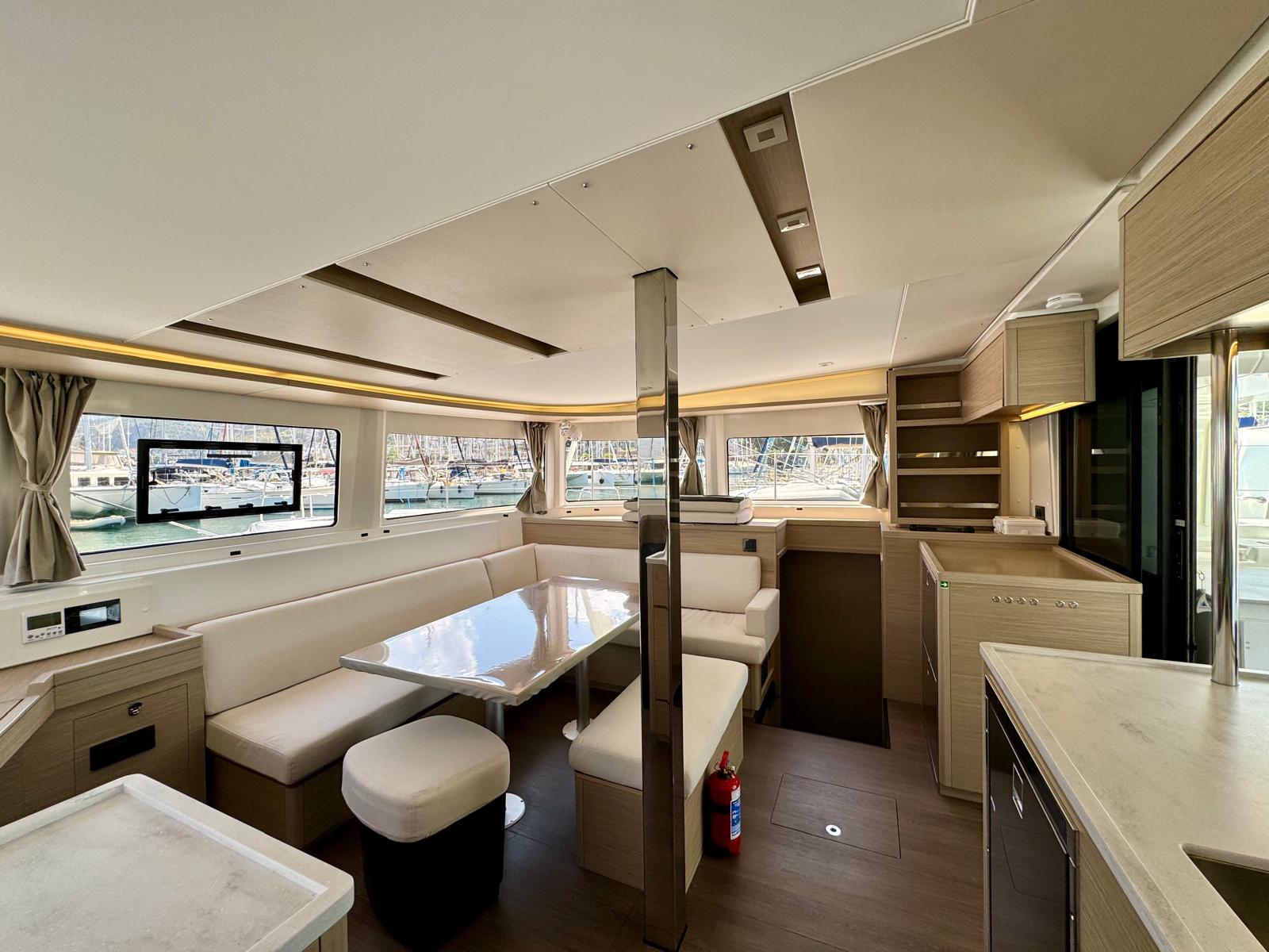 Photo #14 - Lagoon 46 - 4 + 2 cab. (Sail Andromeda) in Fethiye - 39020