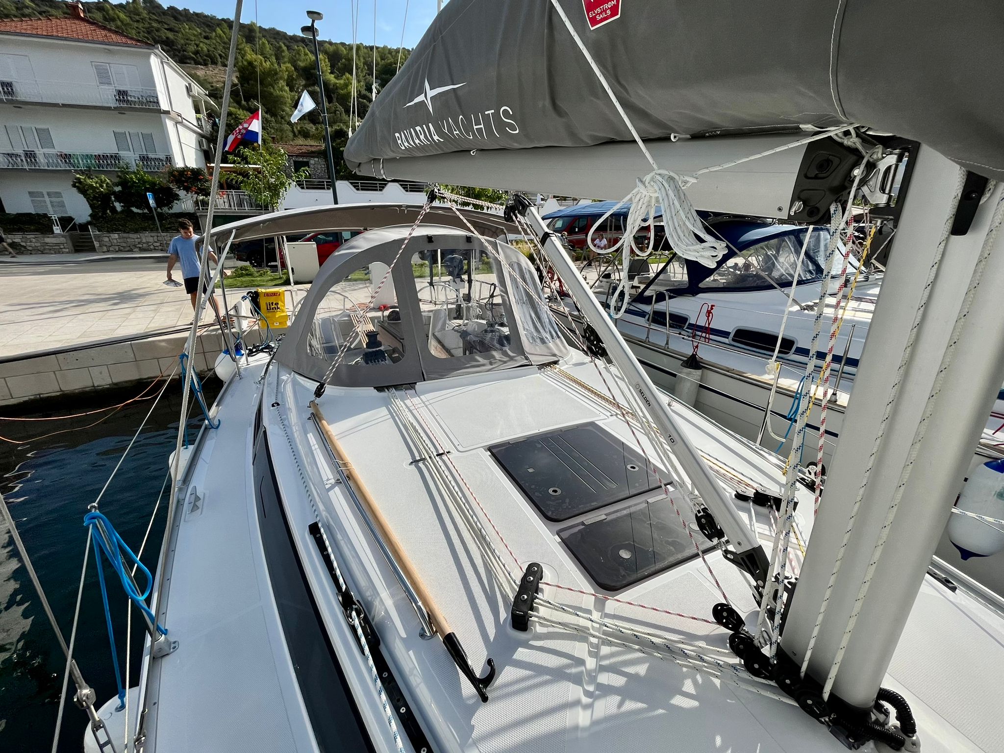 Photo #5 - Bavaria Cruiser 34 - 2 cab. (Jimbo) in Trogir - 39065