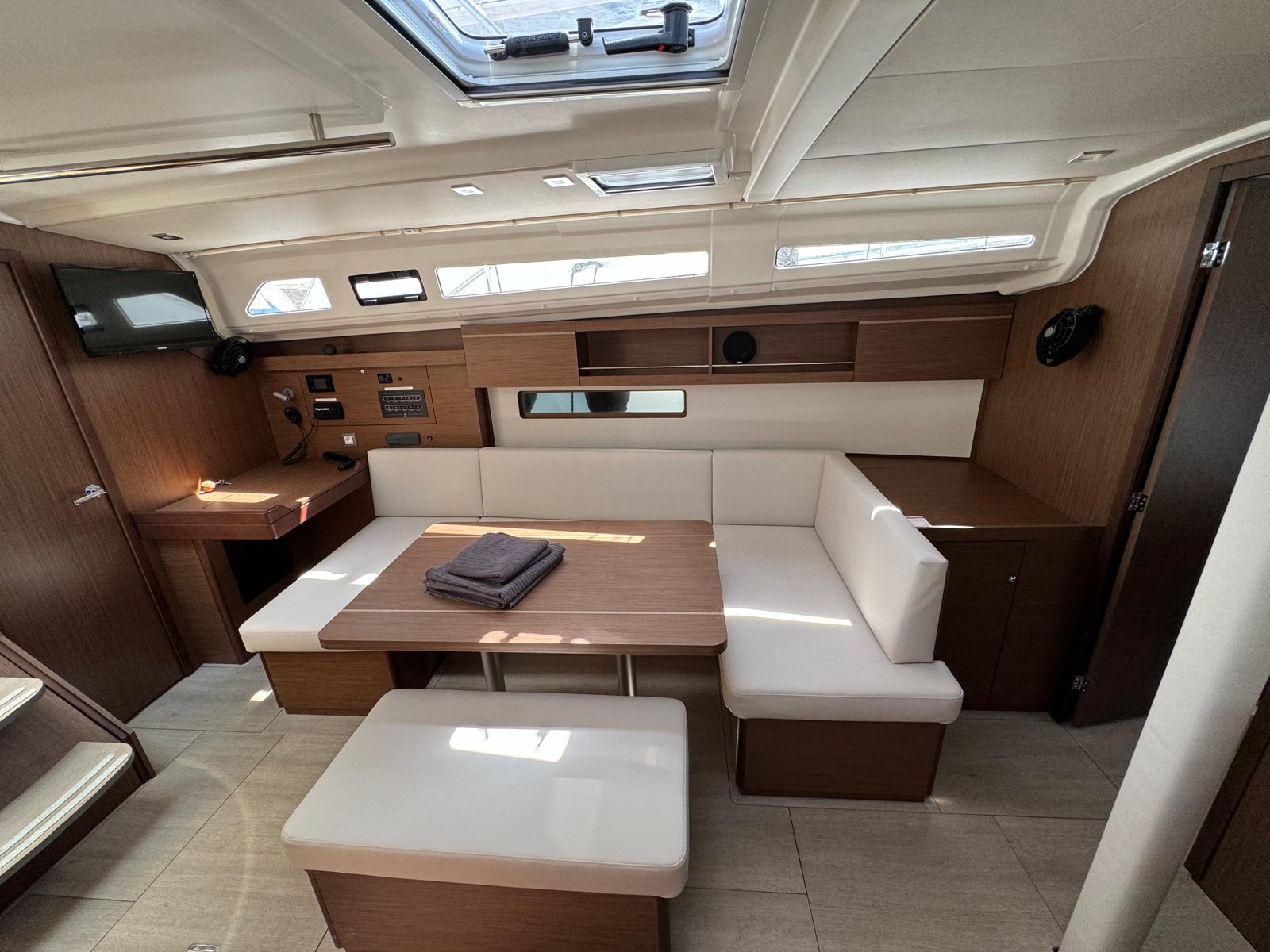 Photo #9 - Oceanis 40.1 - 3 cab. (Magic) en Biograd - 39071