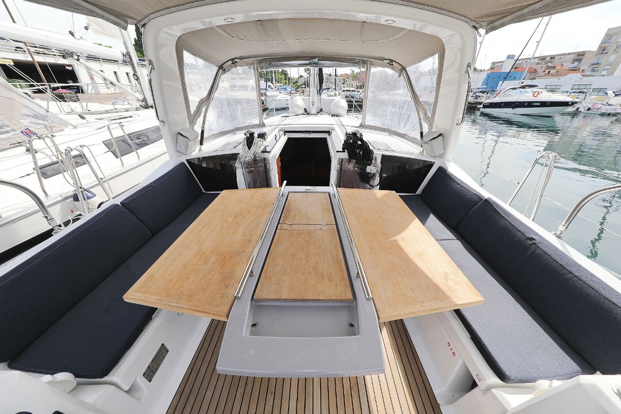 Photo #14 - Oceanis 41.1 (Seven) in Zadar - 39084