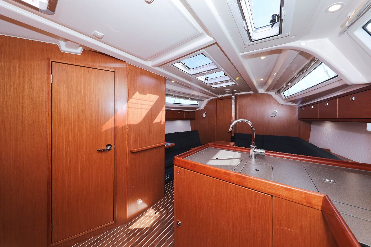 Photo #19 - Bavaria Cruiser 37 - 3 cab. (Lupe) in Zara - 39085