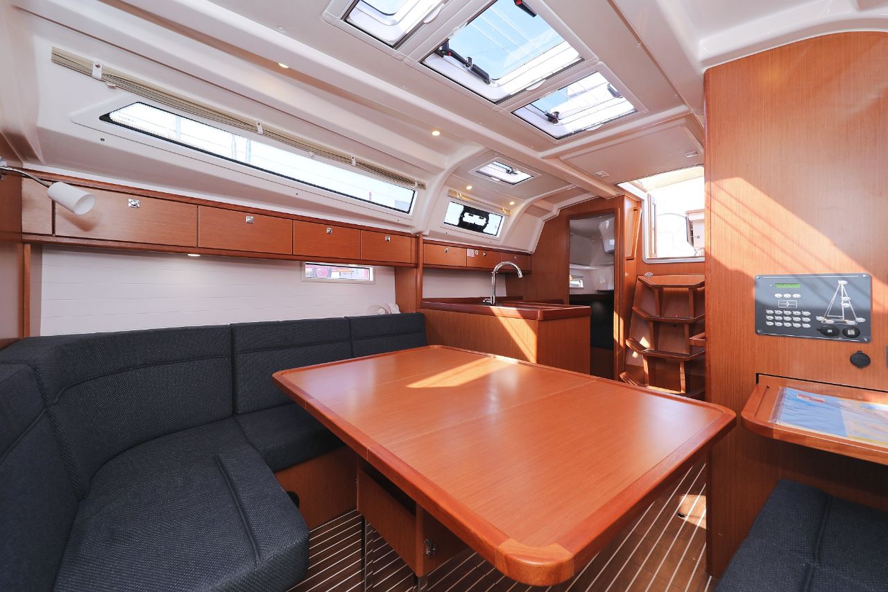 Photo #27 - Bavaria Cruiser 37 - 3 cab. (Lupe) in Zara - 39085