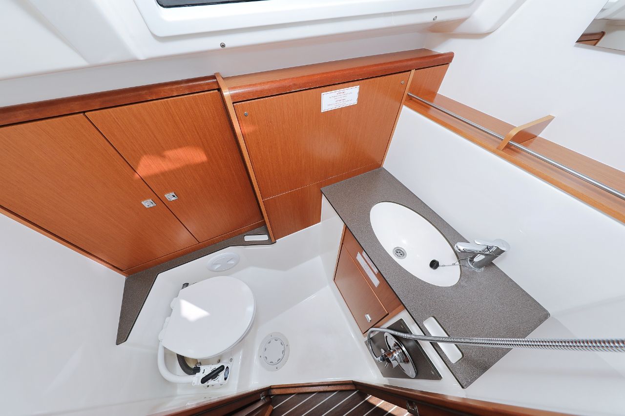 Photo #49 - Bavaria Cruiser 37 - 3 cab. (Lupe) in Zara - 39085