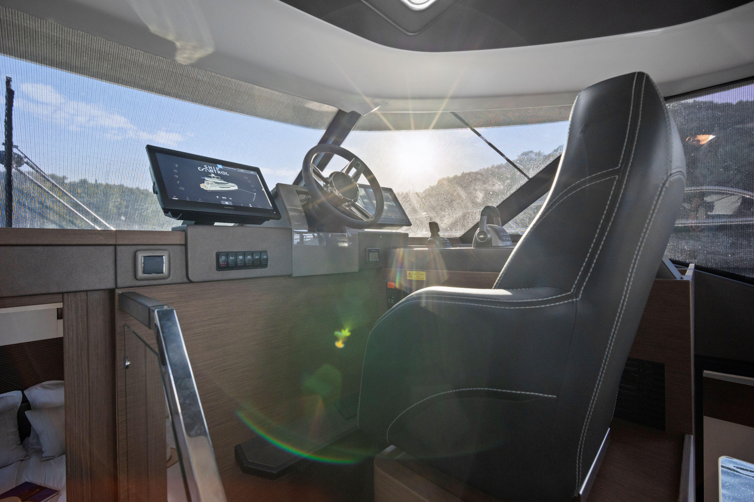 Photo #10 - Prestige M48 - 3 + 1 cab. (Dolce far niente) in Split - 39093