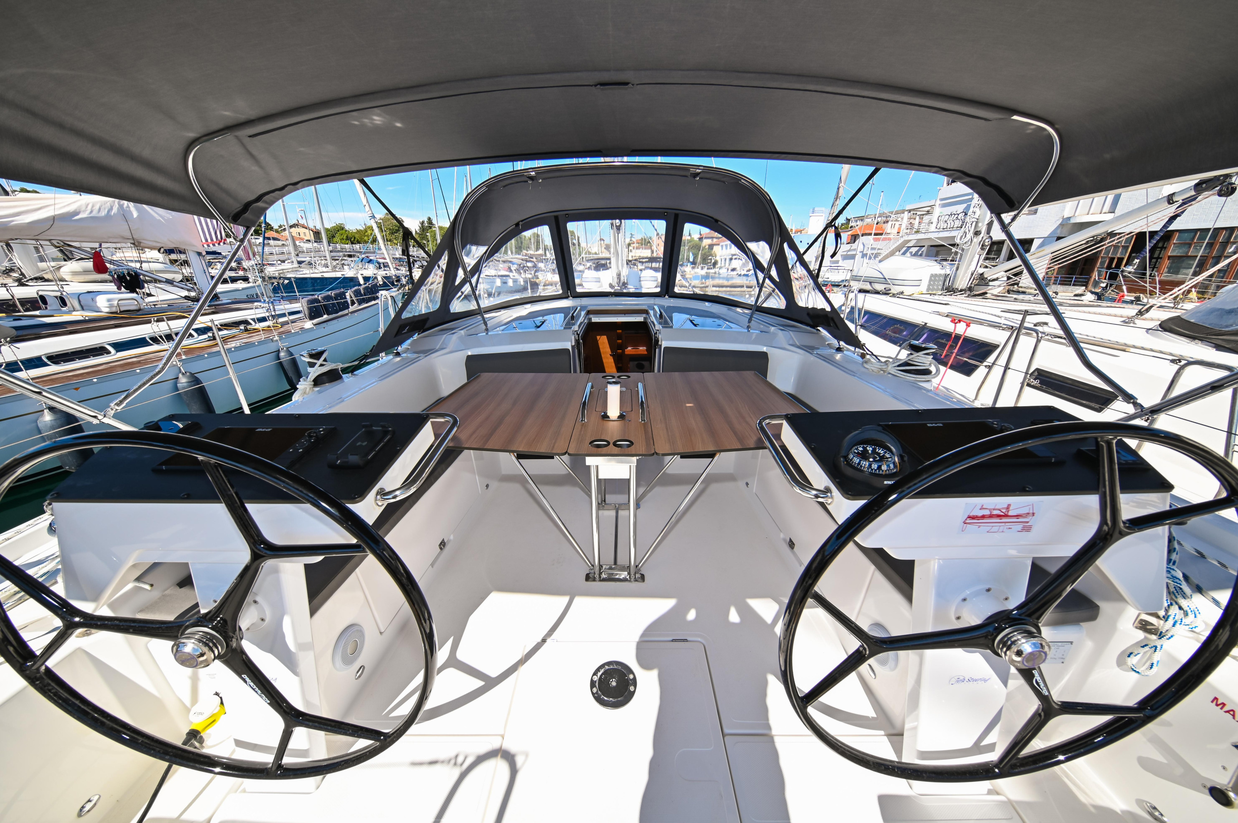 Photo #10 - Bavaria C46 - 4 cab. (Bosun) in Zadar - 39096