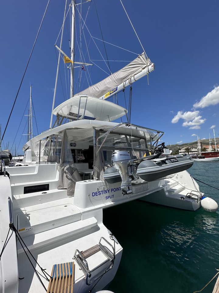 Photo #4 - Lagoon 46 - 4 + 2 cab. (Destiny Point) in Trogir - 39101