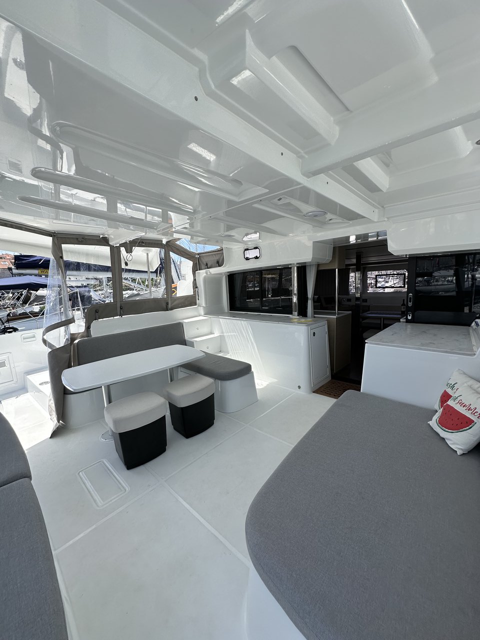 Photo #6 - Lagoon 46 - 4 + 2 cab. (Destiny Point) in Trogir - 39101