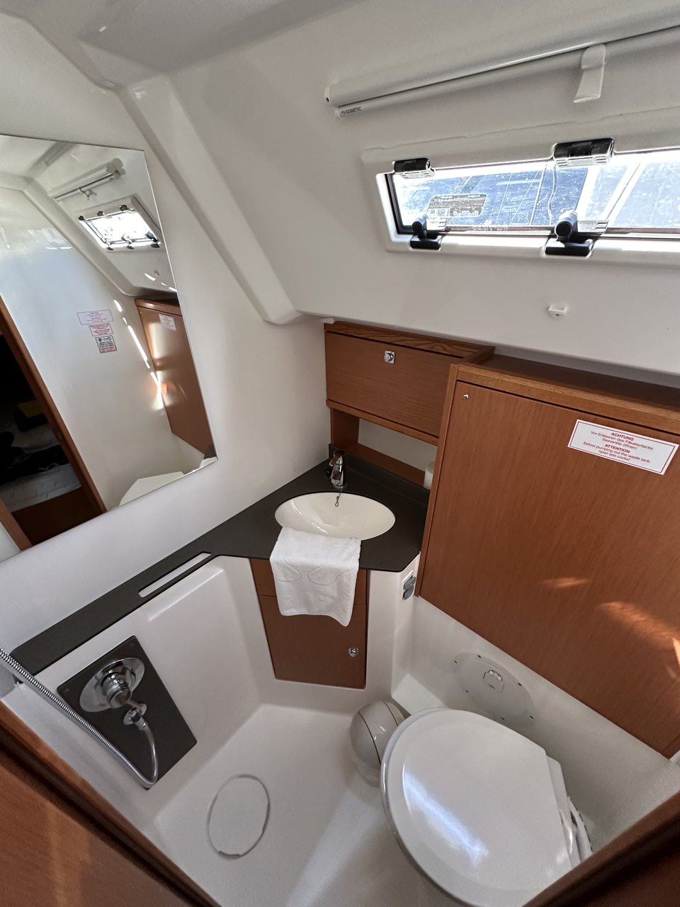 Photo #10 - Bavaria Cruiser 46 - 4 cab. (Iskra) in Trogir - 39102