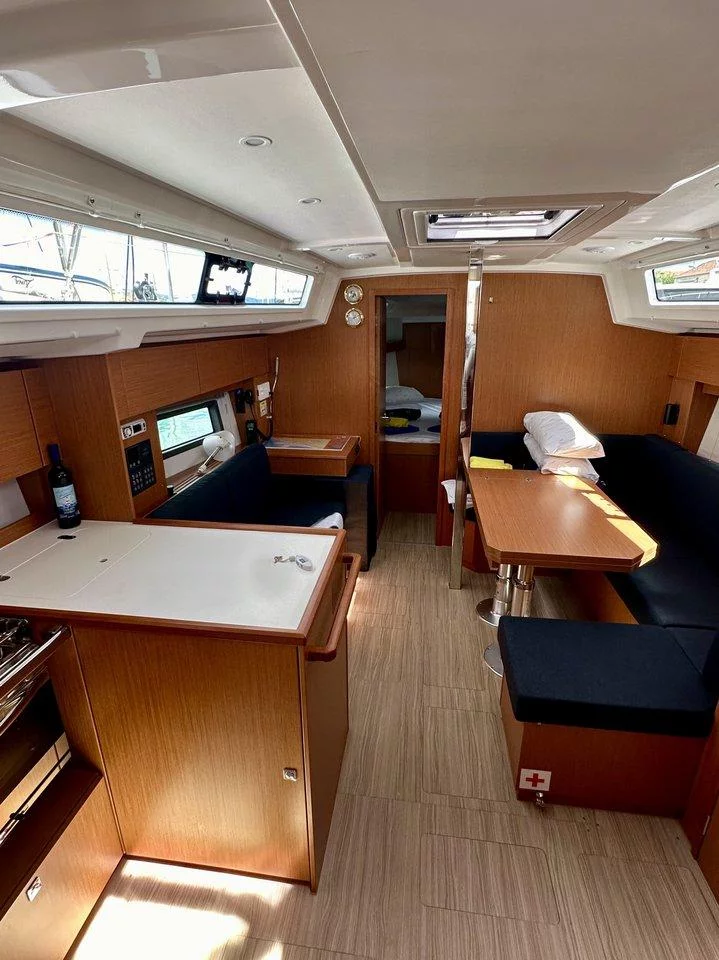 Bavaria C38 (Surf Point)  - 5
