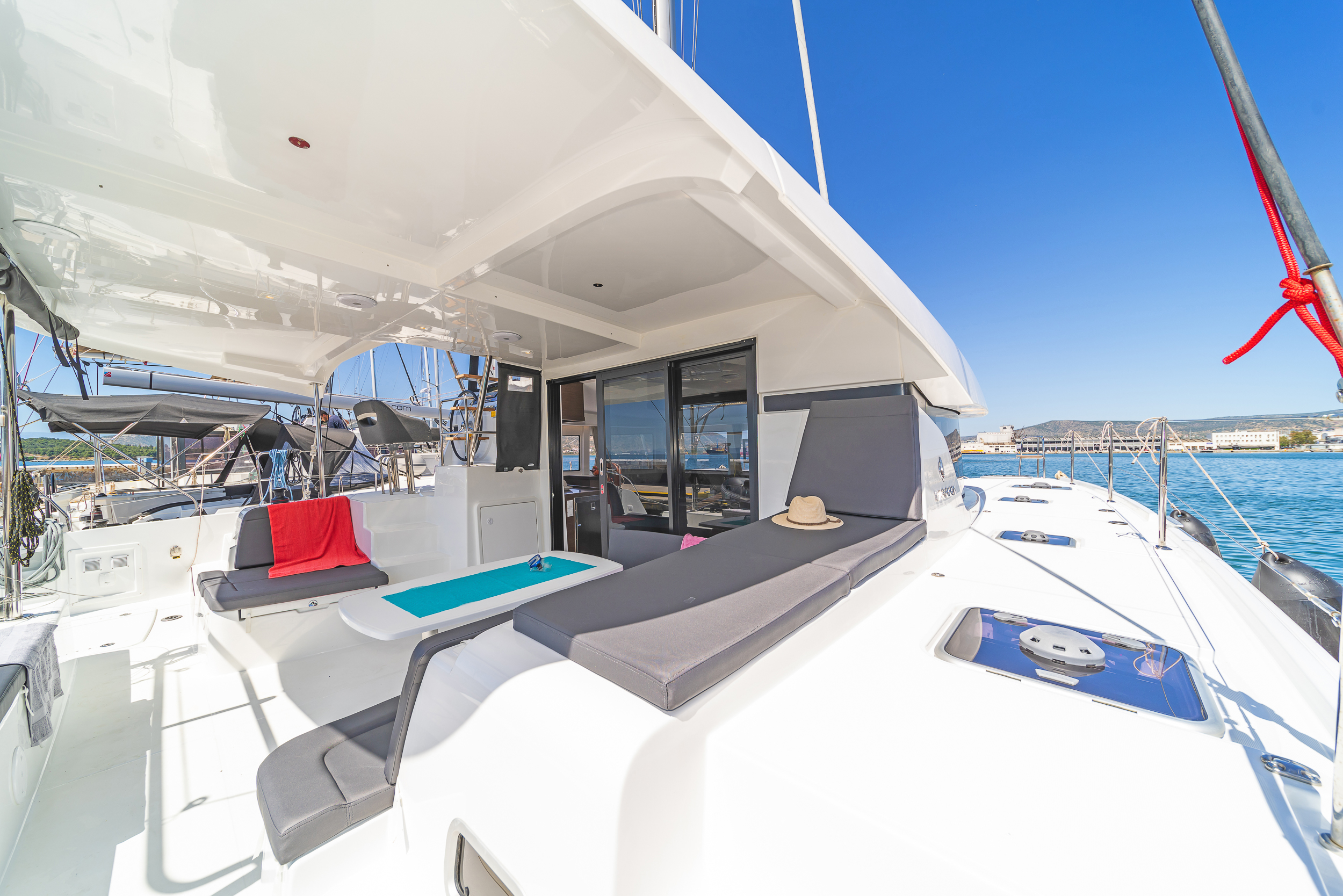 Photo #6 - Lagoon 42 - 4 + 2 cab. (Aurora) en Preveza - 39114