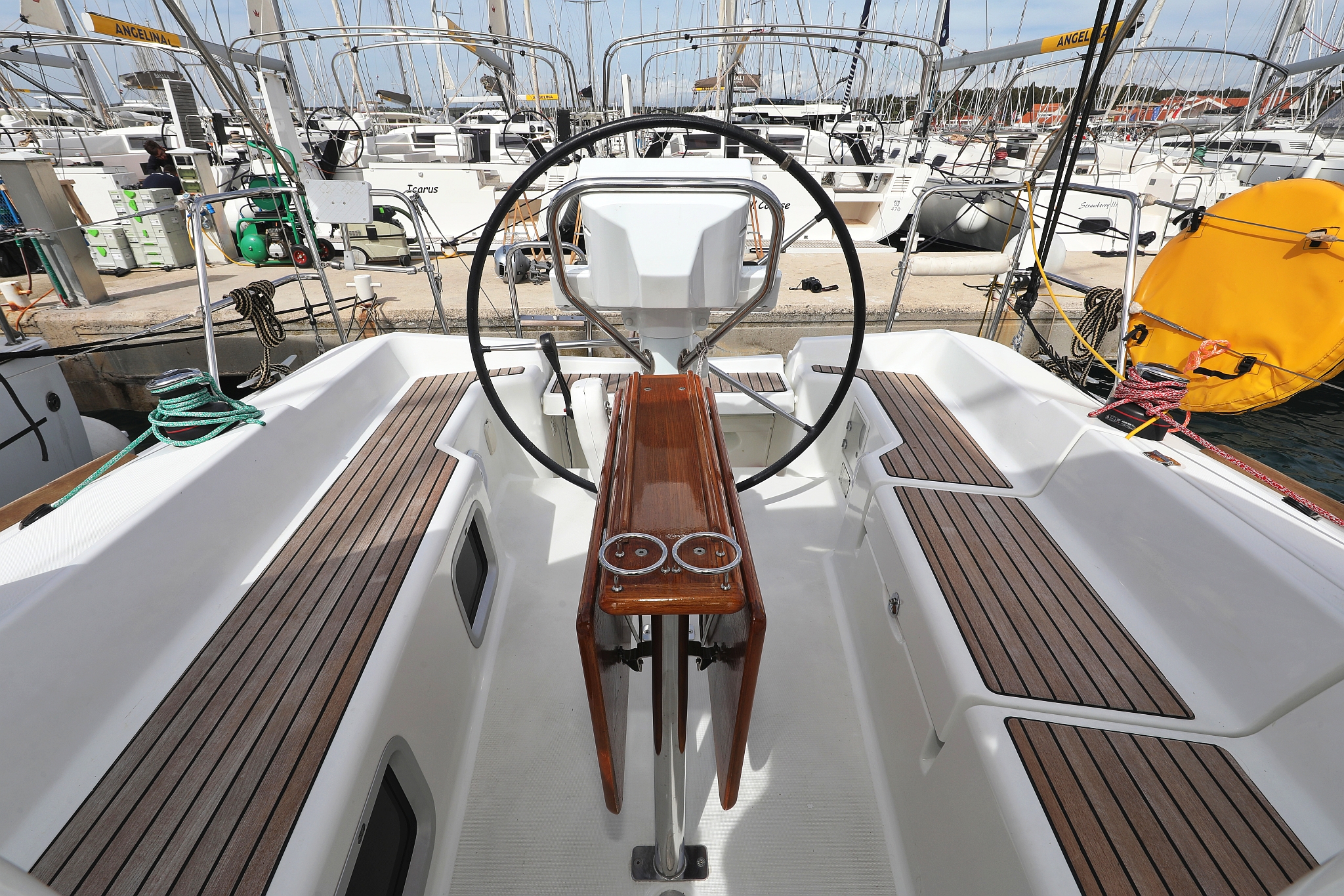 Photo #8 - Sun Odyssey 33i (Cosma) in Biograd - 39130