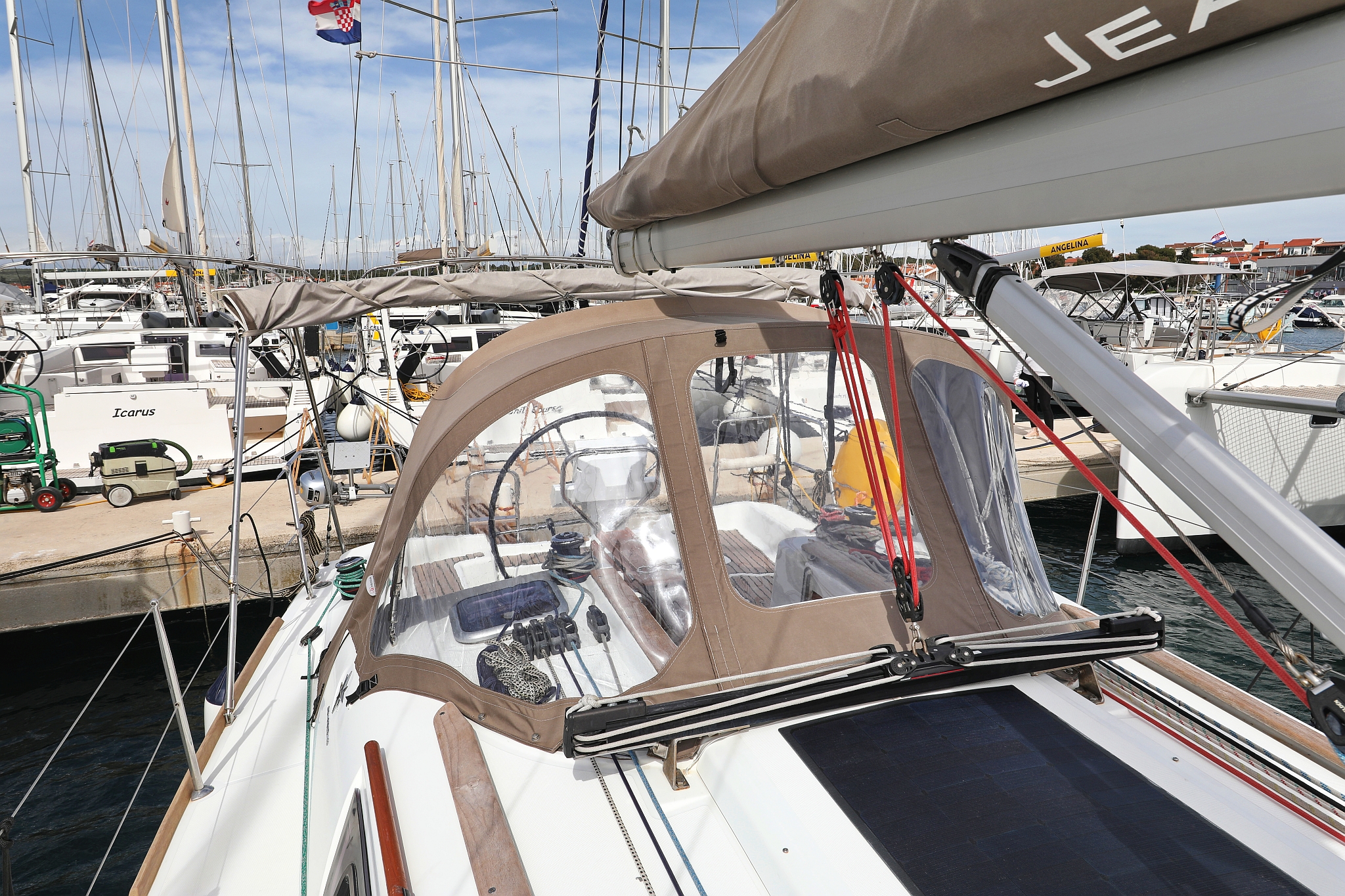 Photo #12 - Sun Odyssey 33i (Cosma) in Biograd - 39130