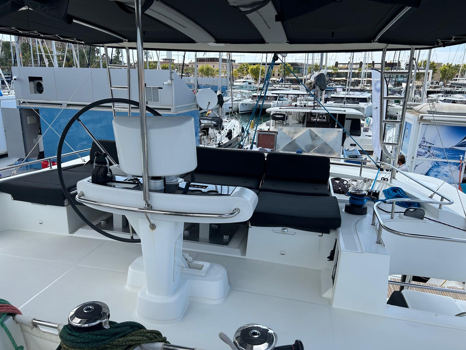 Photo #12 - Lagoon 52 F - 5 + 2 cab. (La Dolce Vita) in Palma - 39157