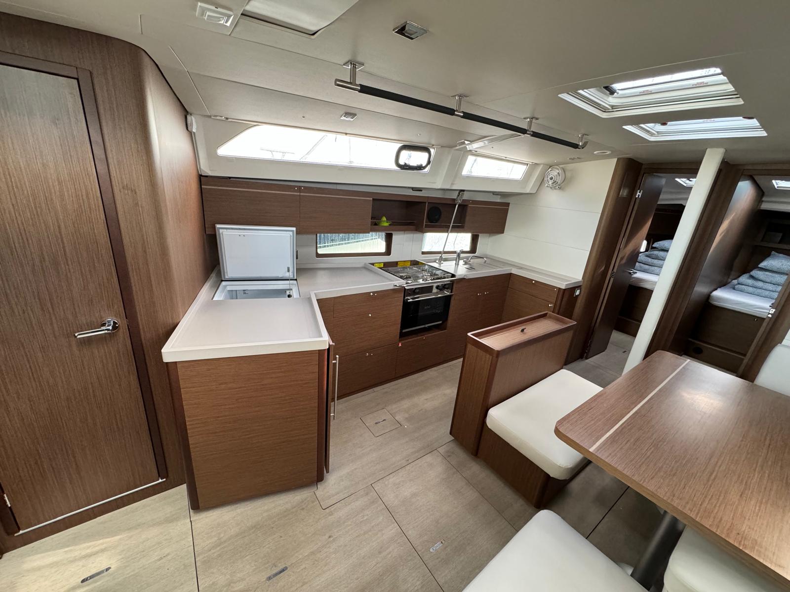 Photo #6 - Oceanis 46.1 - 4 cab. (Miraculix) in Biograd - 39160