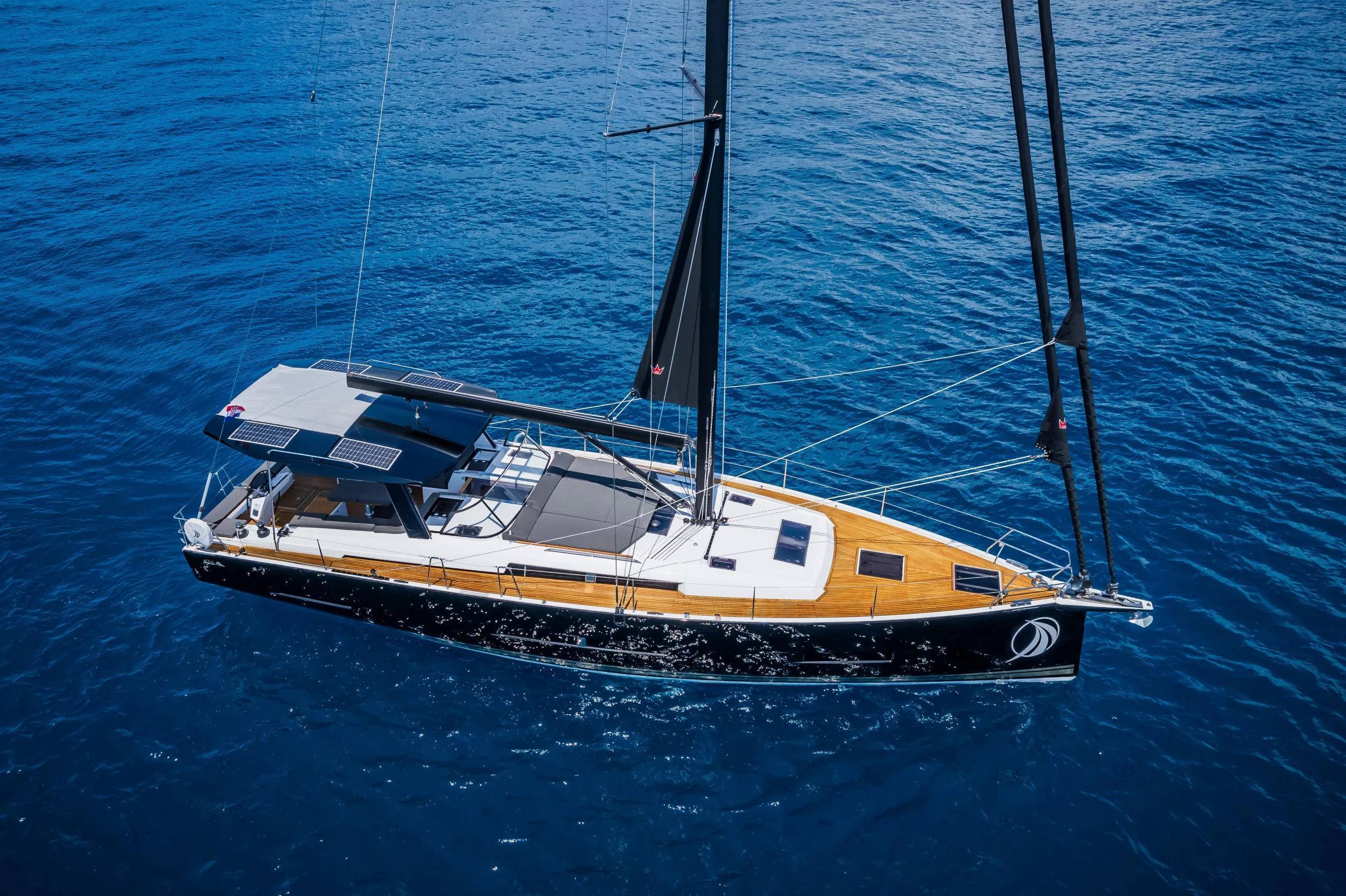 Hanse 510 - 4 + 1 cab. (Darling - OW)  - 3