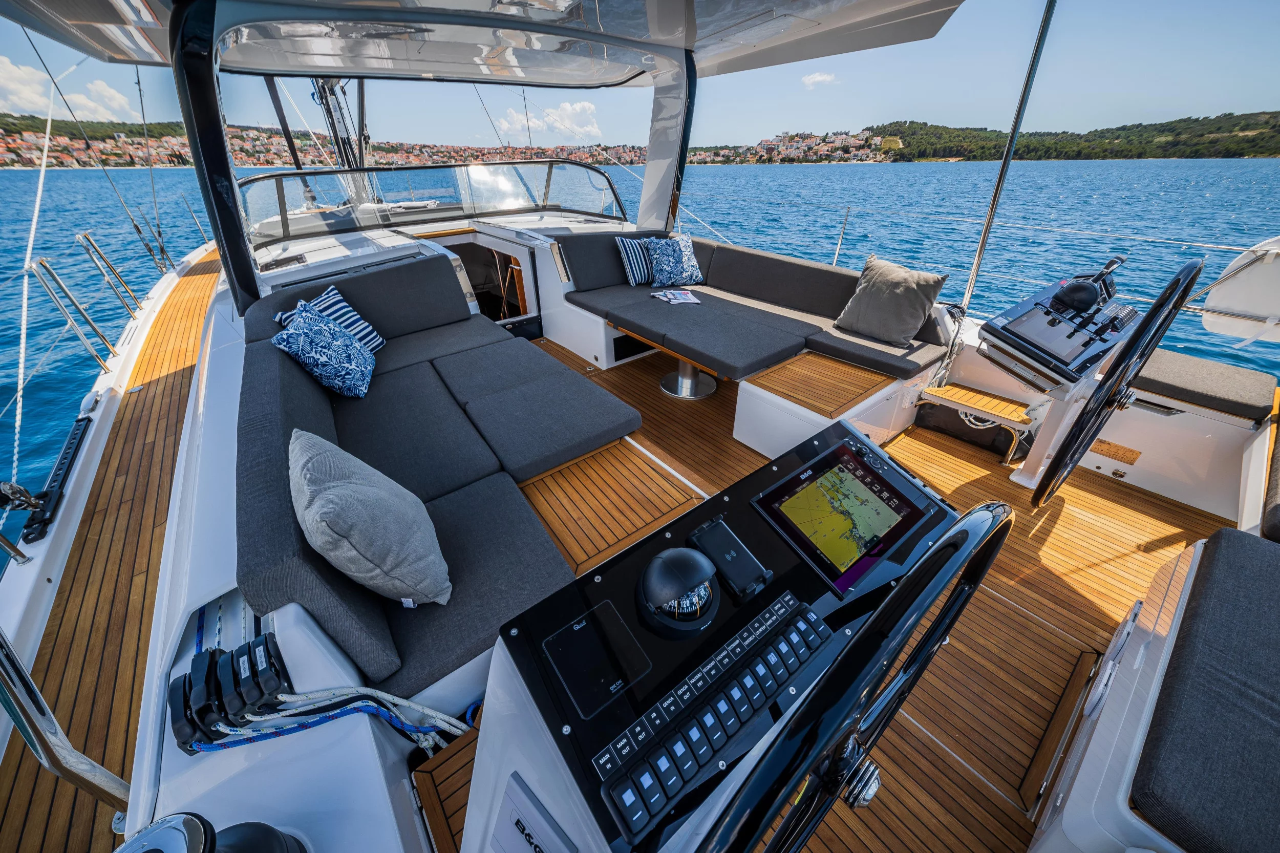 Hanse 510 - 4 + 1 cab. (Darling - OW)  - 10
