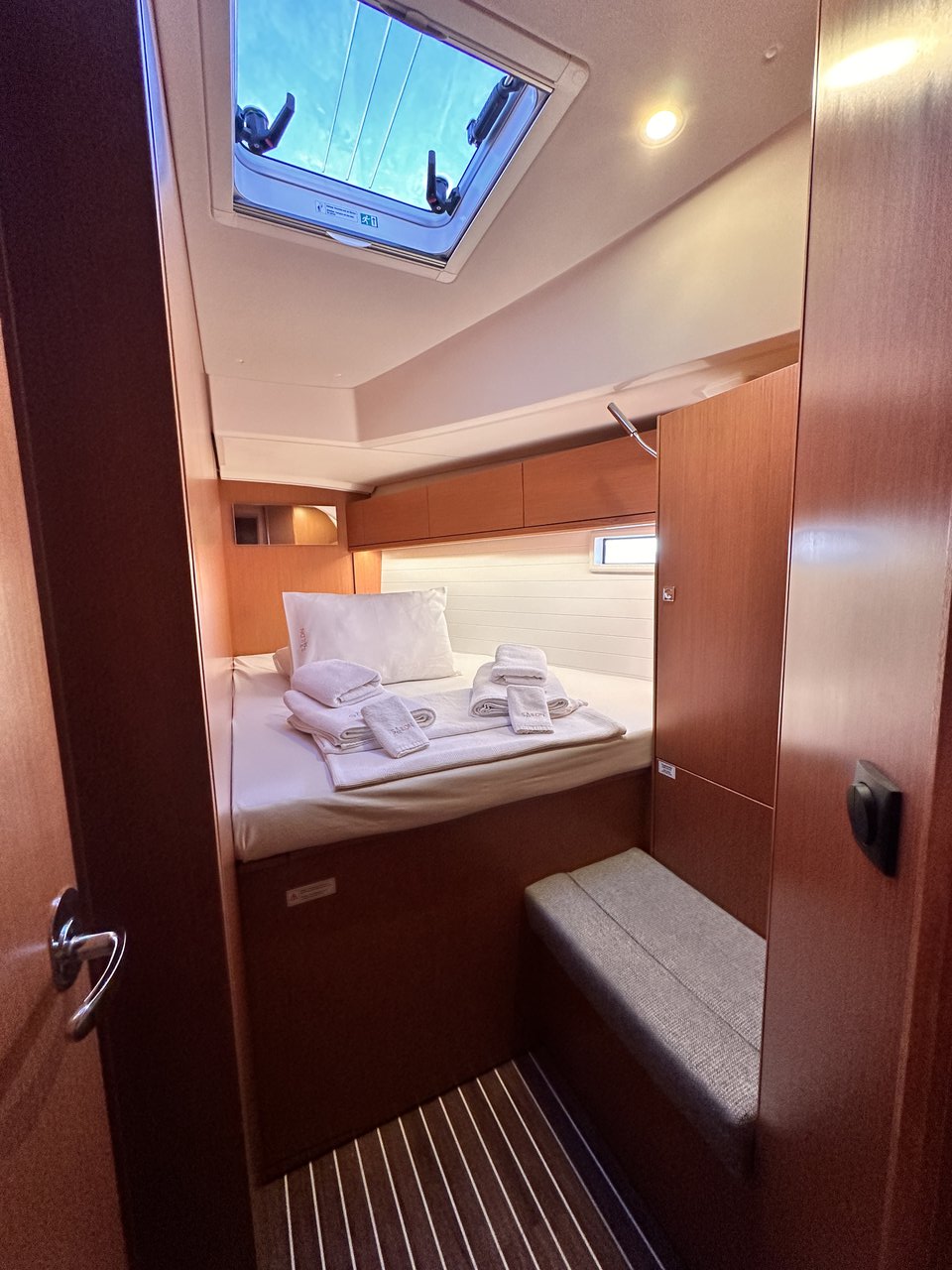 Photo #10 - Bavaria Cruiser 46 - 4 cab. (Leisure) in Marmaris - 39170