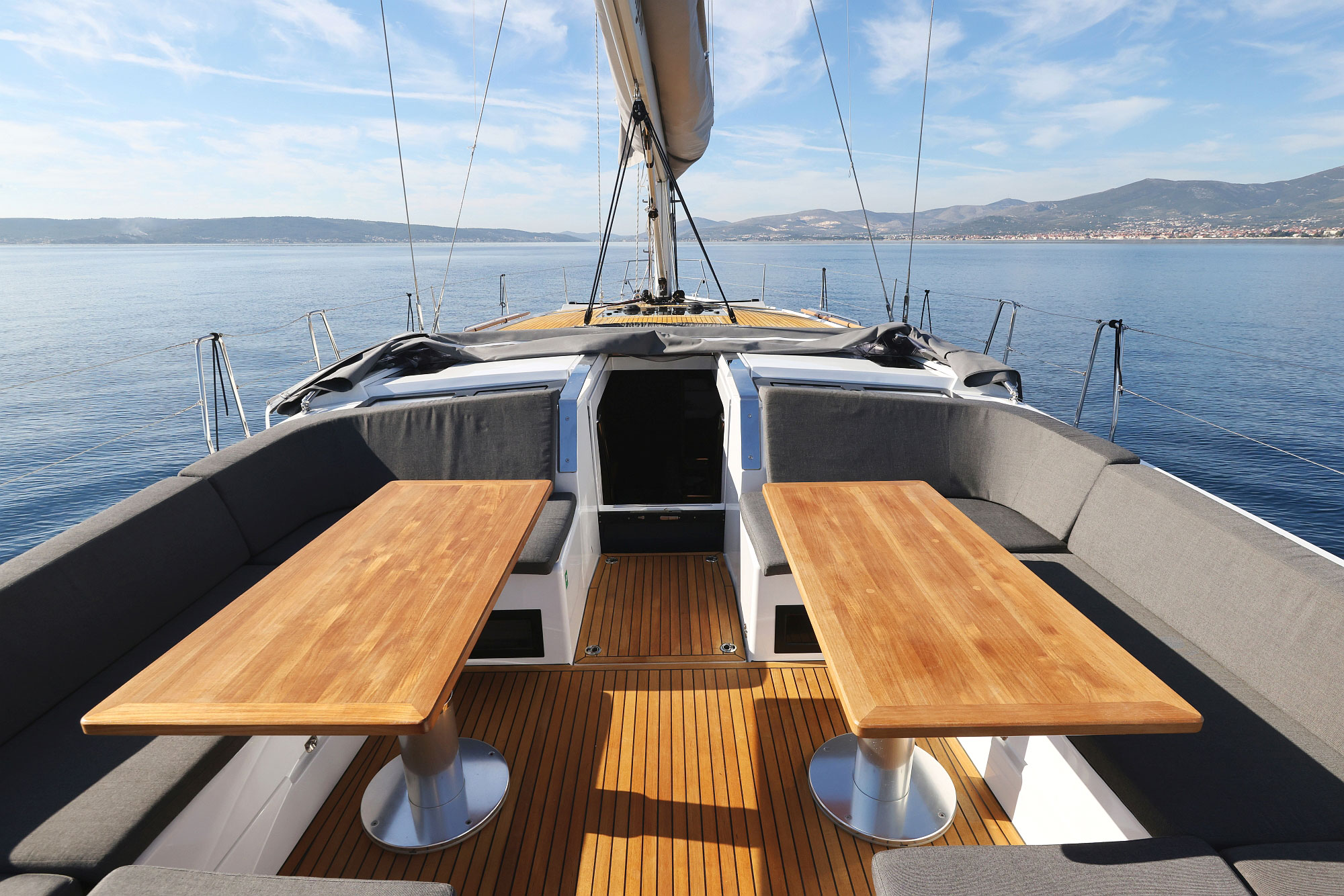 Photo #10 - Hanse 510 - 4 + 1 cab. (Tropea - OW) in Kastela - 39175