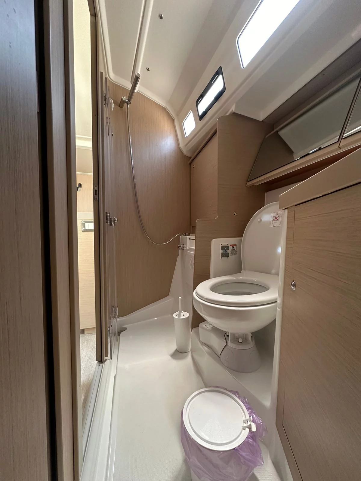Oceanis 40.1 (Monterey)  - 4