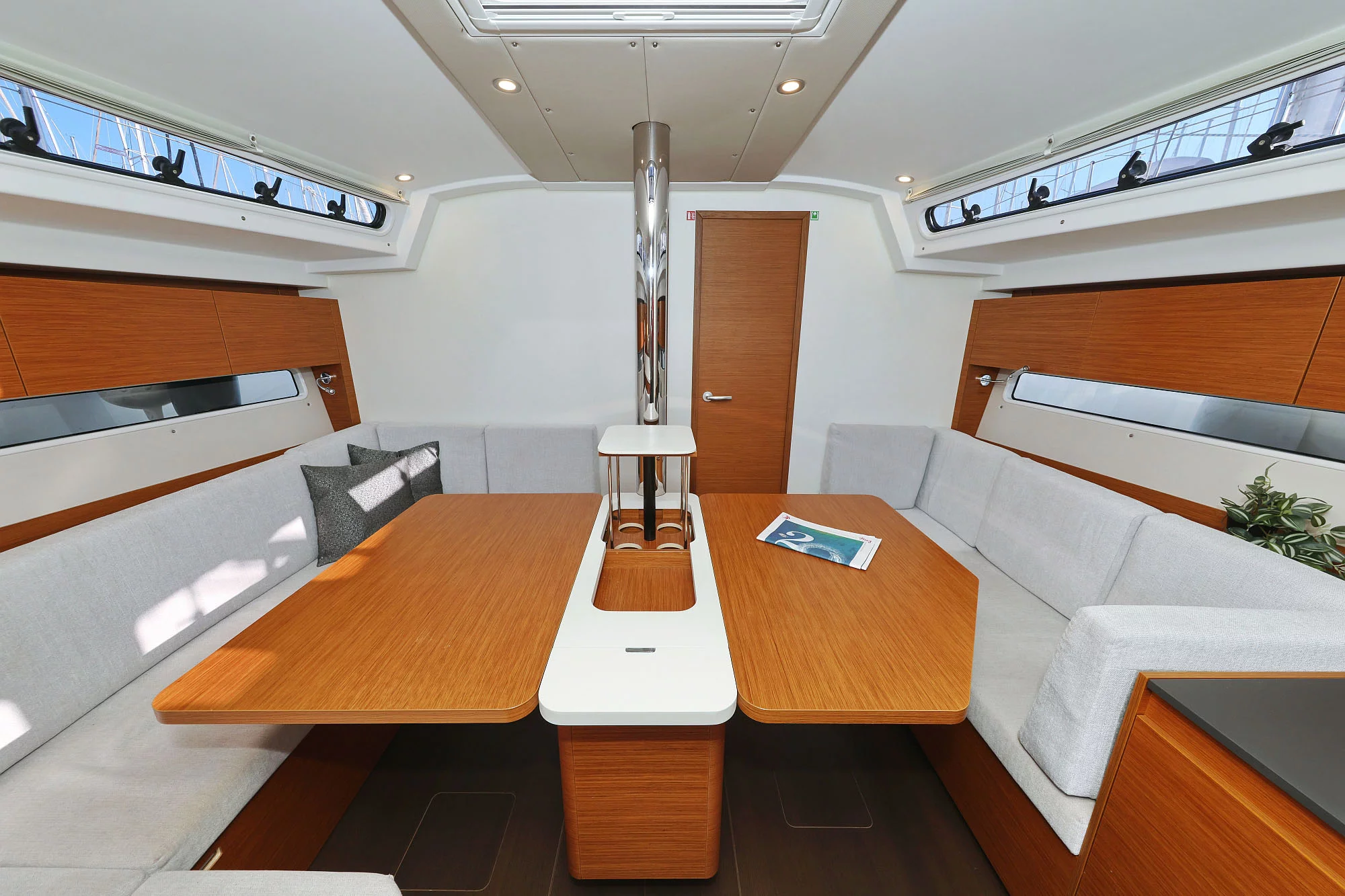 Hanse 410 (Bela)  - 11