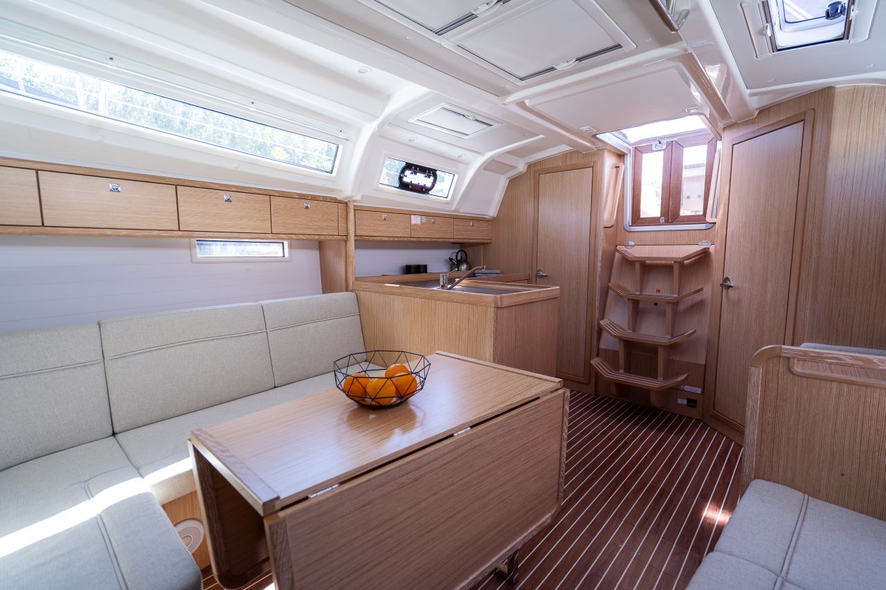 Photo #11 - Bavaria Cruiser 37 - 2 cab. (Kata) in Pula - 39195