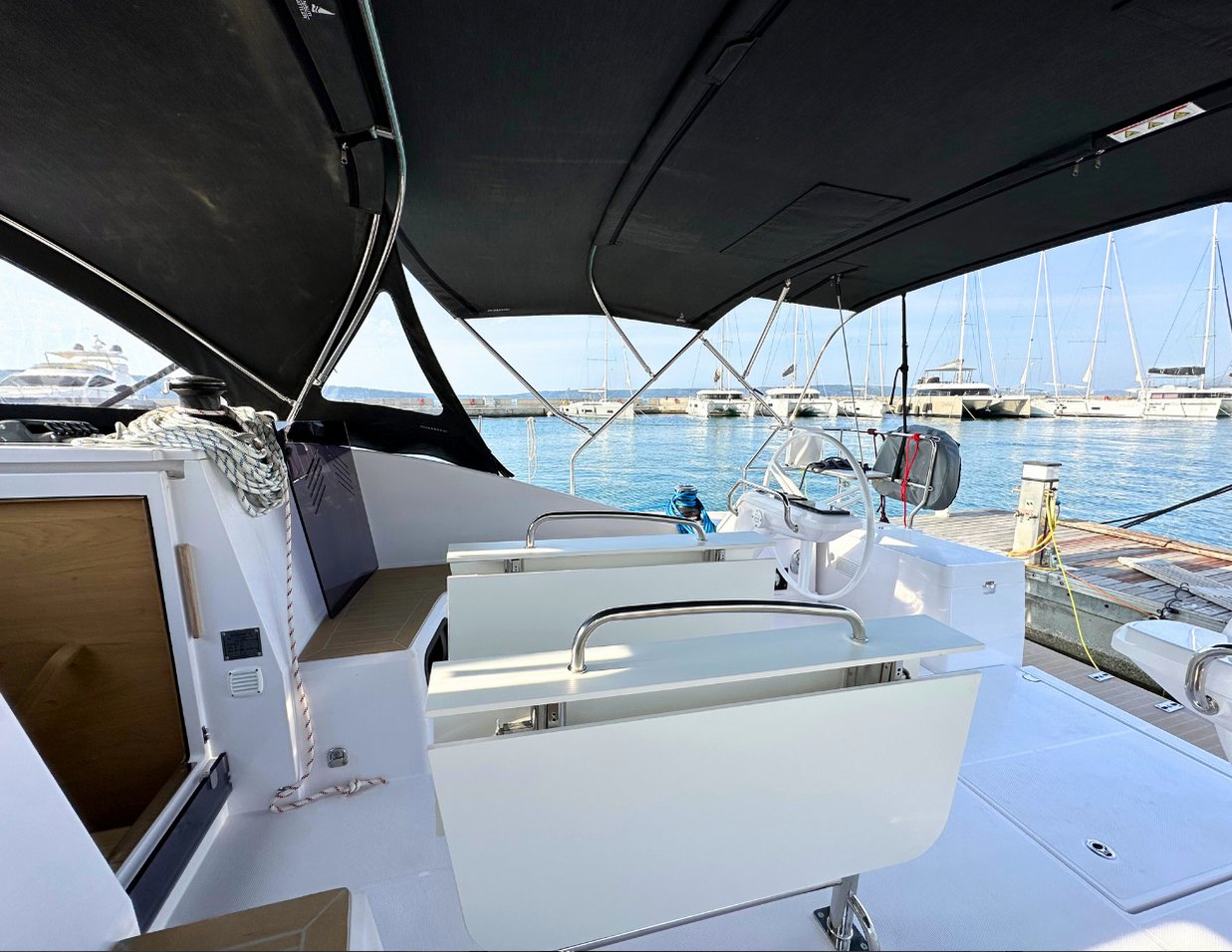 Photo #8 - Elan Impression 45 - 4 cab. (EMotion) in Kastela - 39198