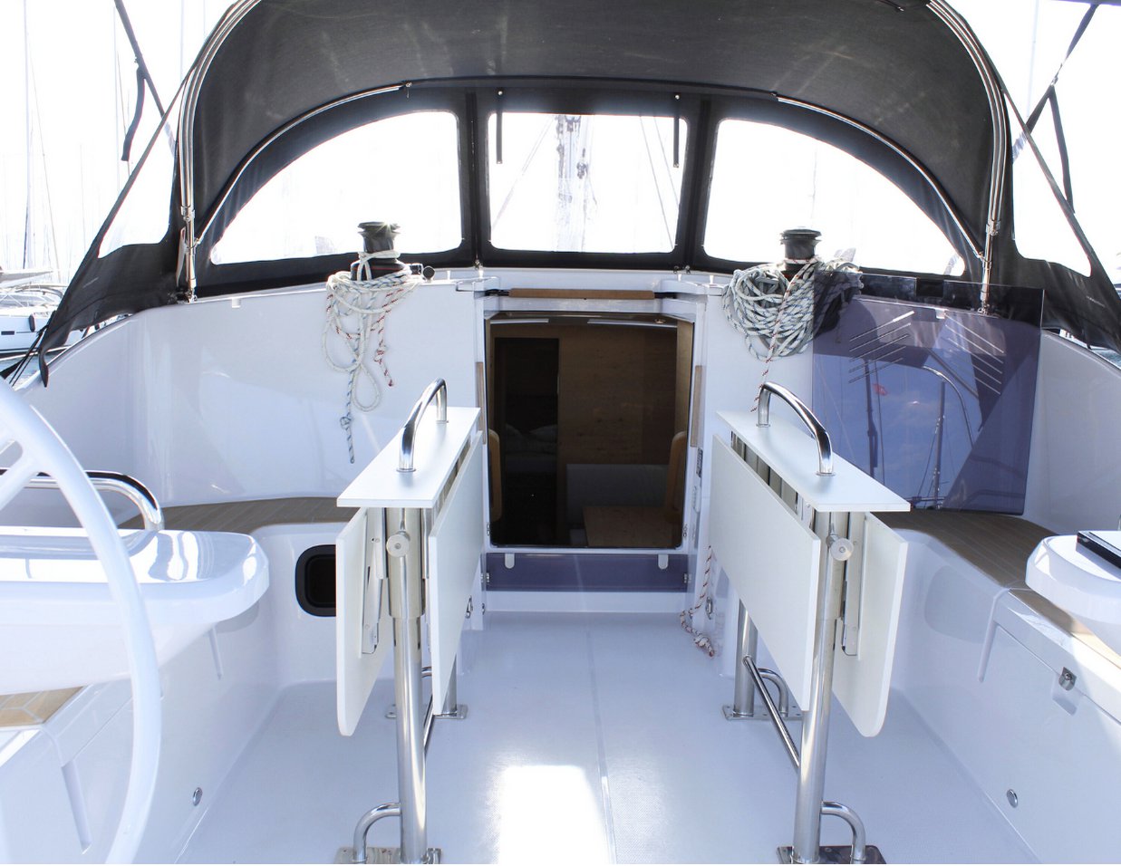 Photo #16 - Elan Impression 45 - 4 cab. (EMotion) in Kastela - 39198