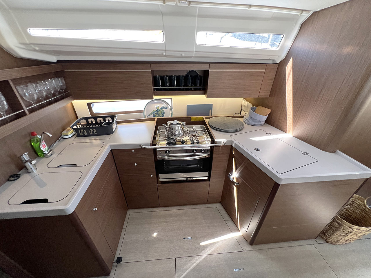 Photo #15 - Oceanis 40.1 (Escape) en Atenas - 39200