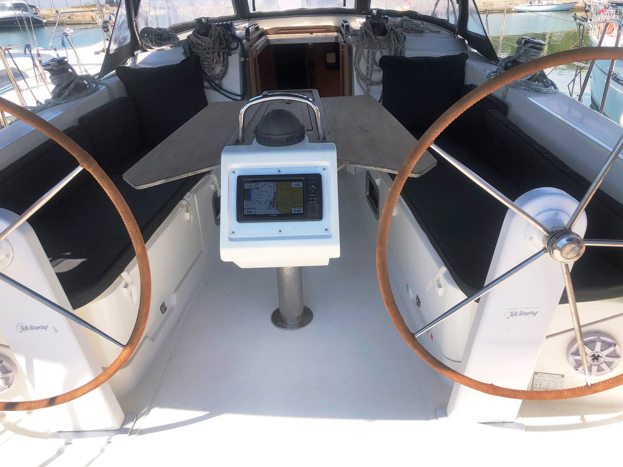 Photo #4 - Bavaria Cruiser 41 - 3 cab. (Hermes) in Kos - 39207