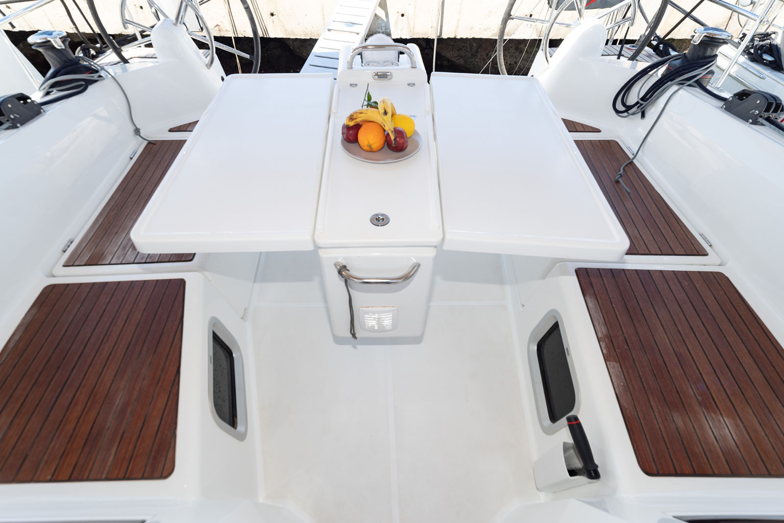 Photo #9 - Sun Odyssey 410 - 3 cab. (SuElli) in Portocolom - 39209